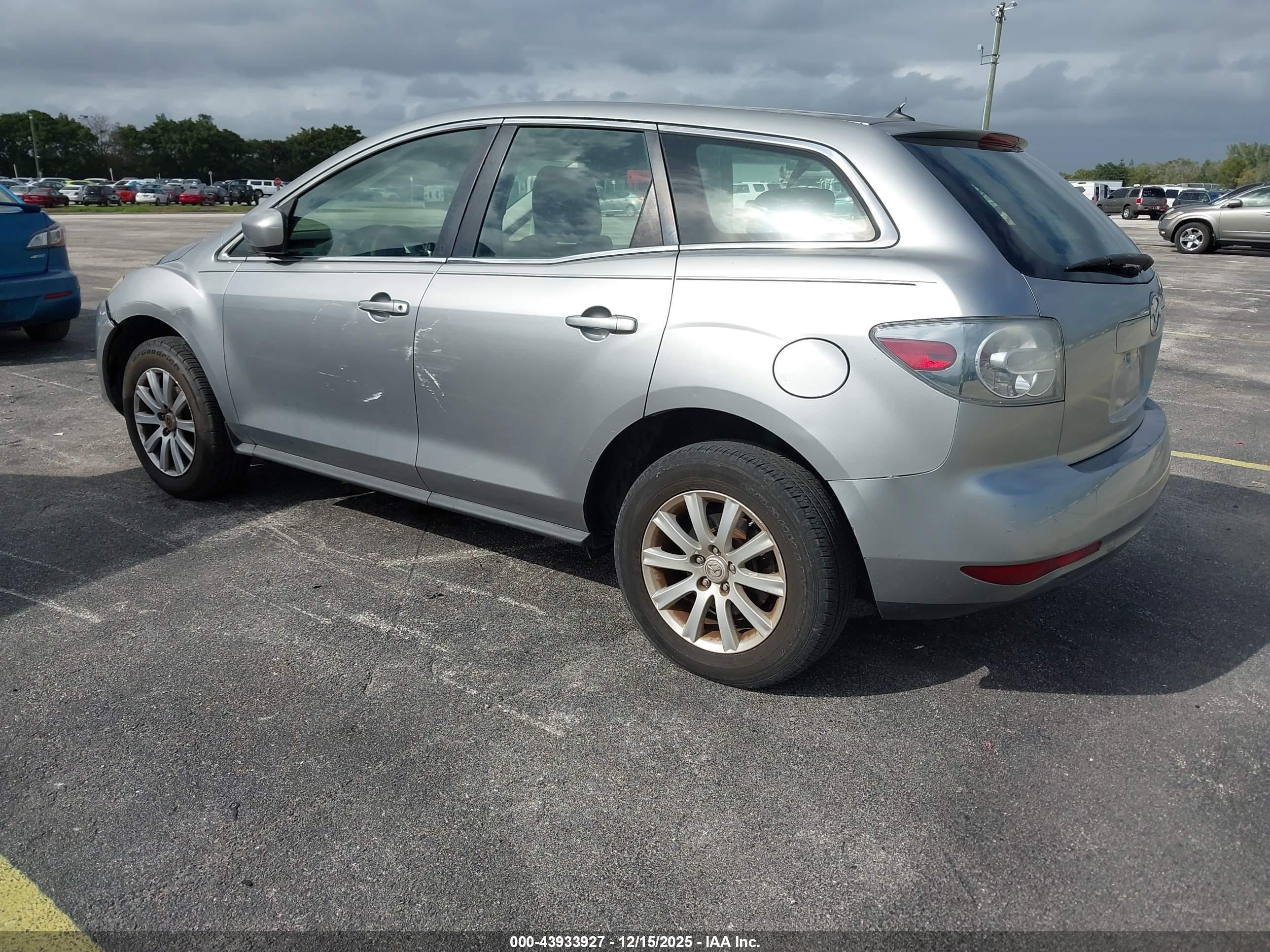 MAZDA CX-7 image 3