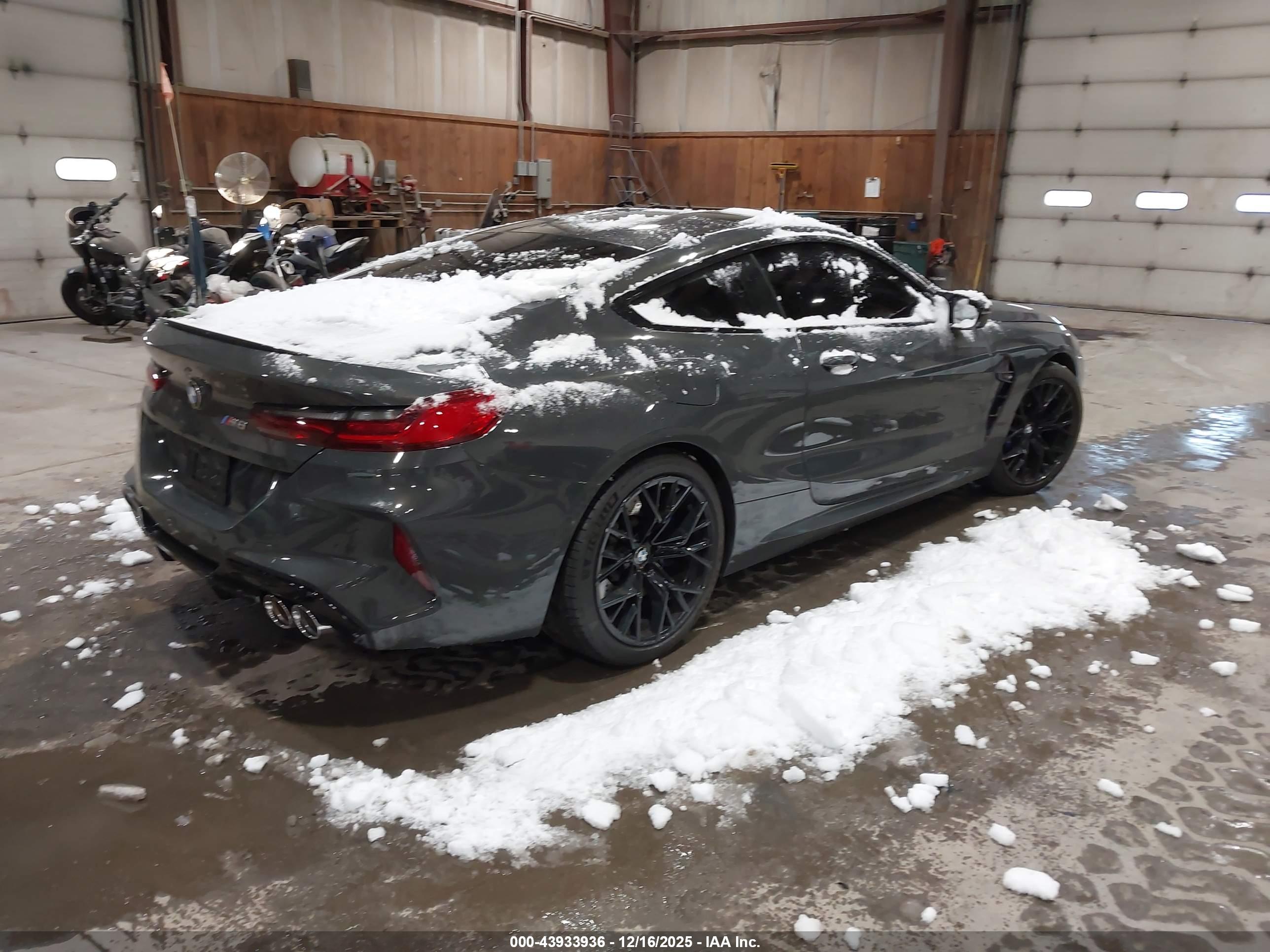 BMW M8 image 4