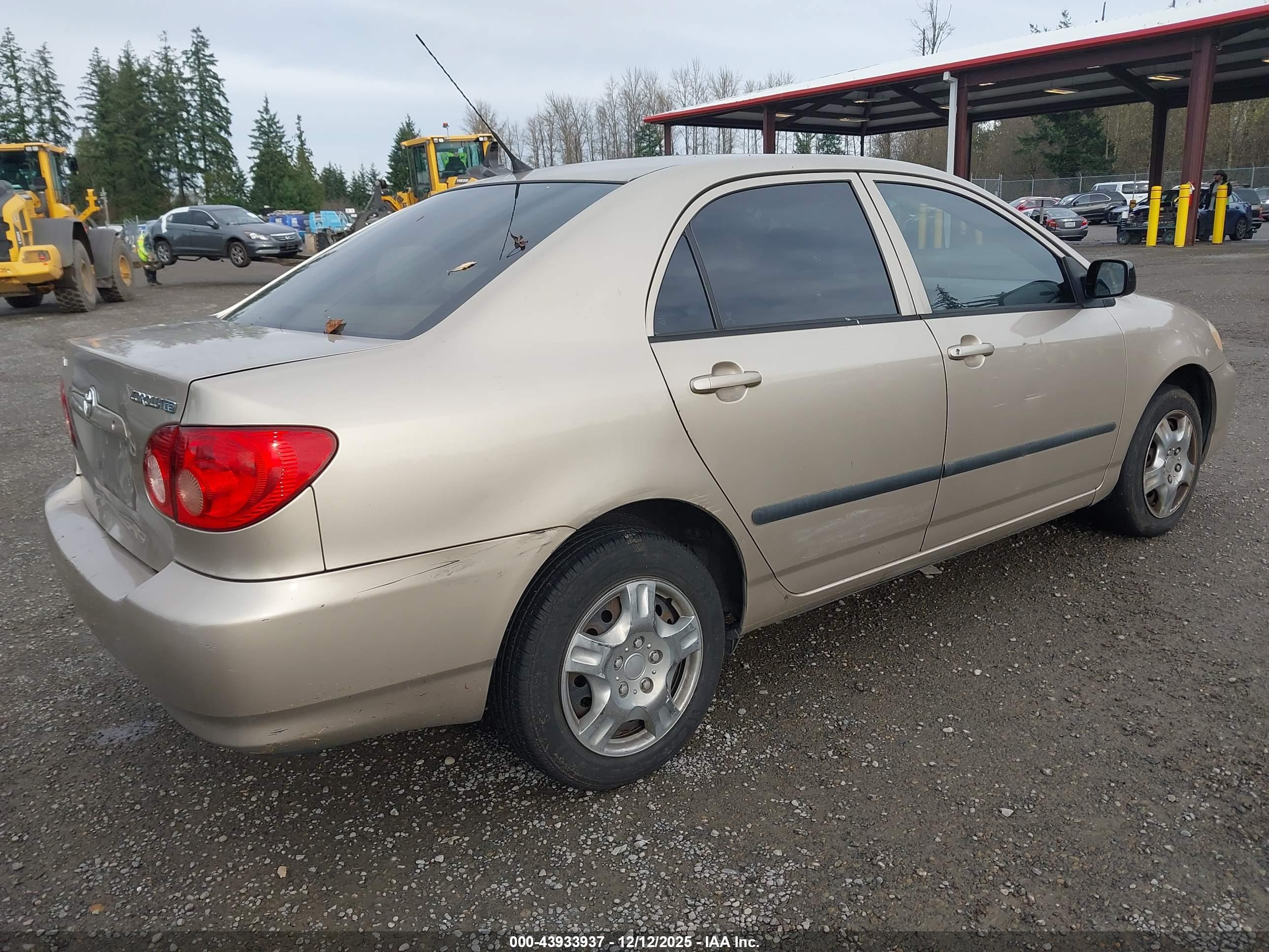 TOYOTA COROLLA image 4