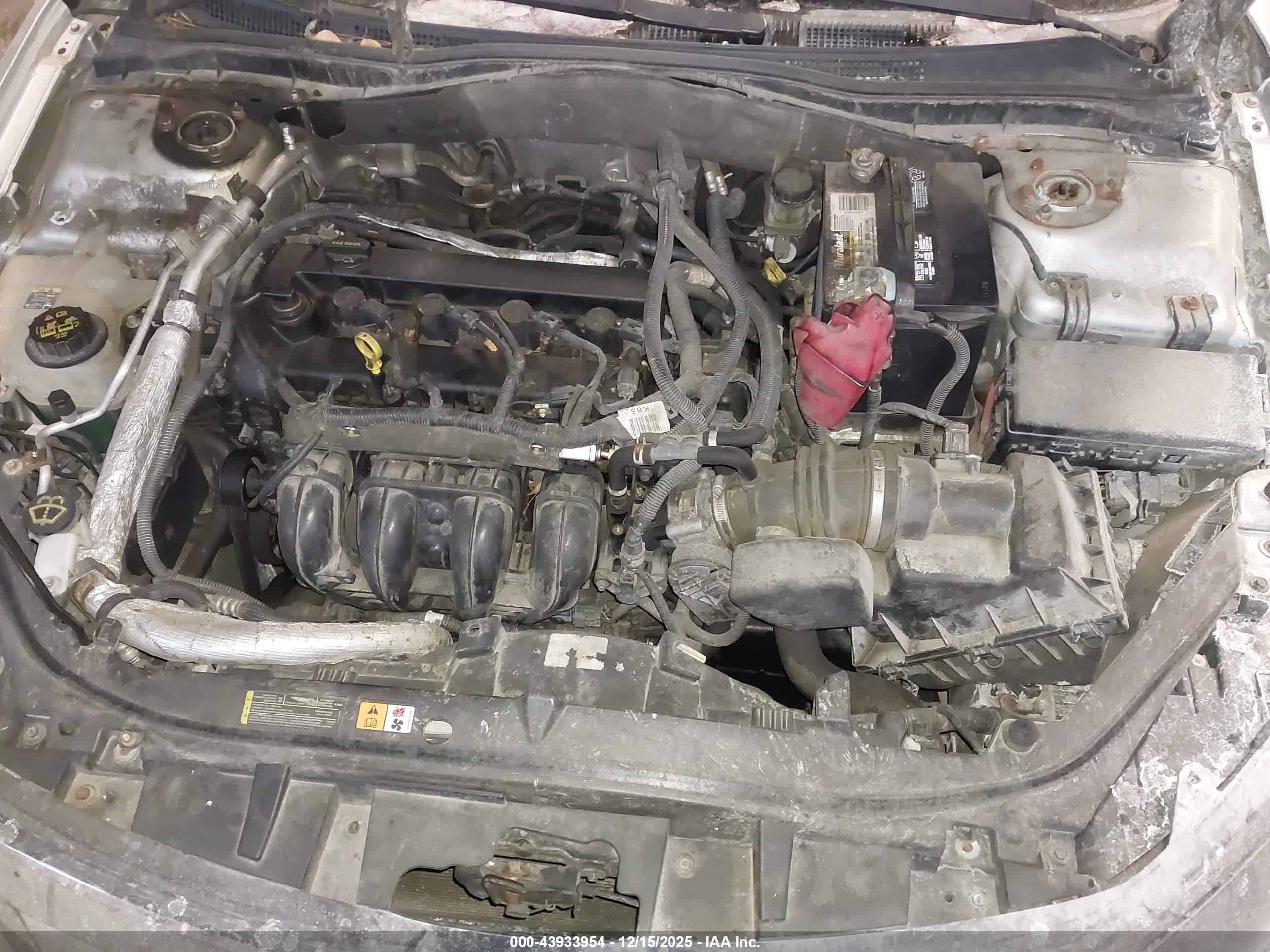 FORD FUSION image 10