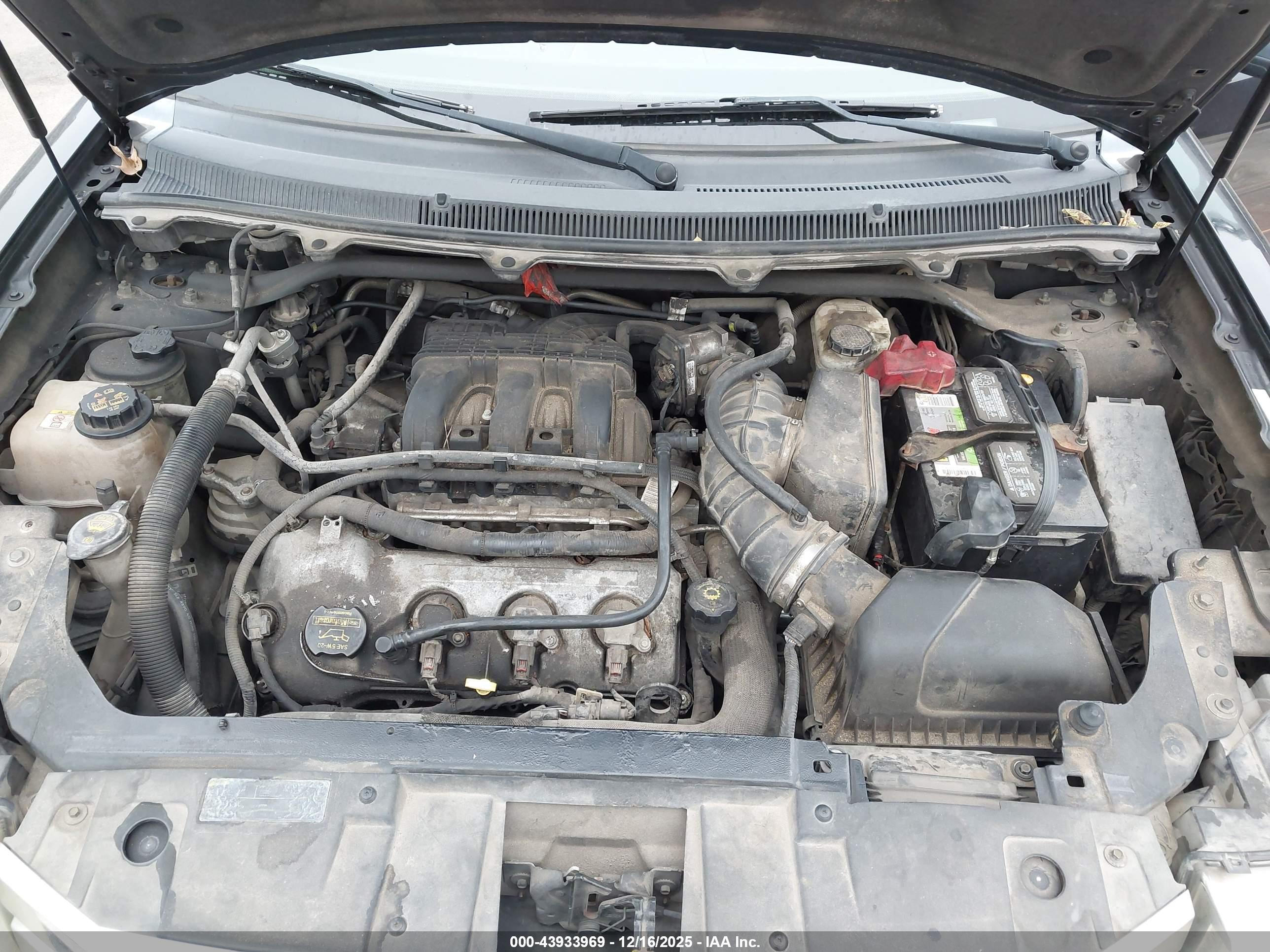 FORD FLEX image 10