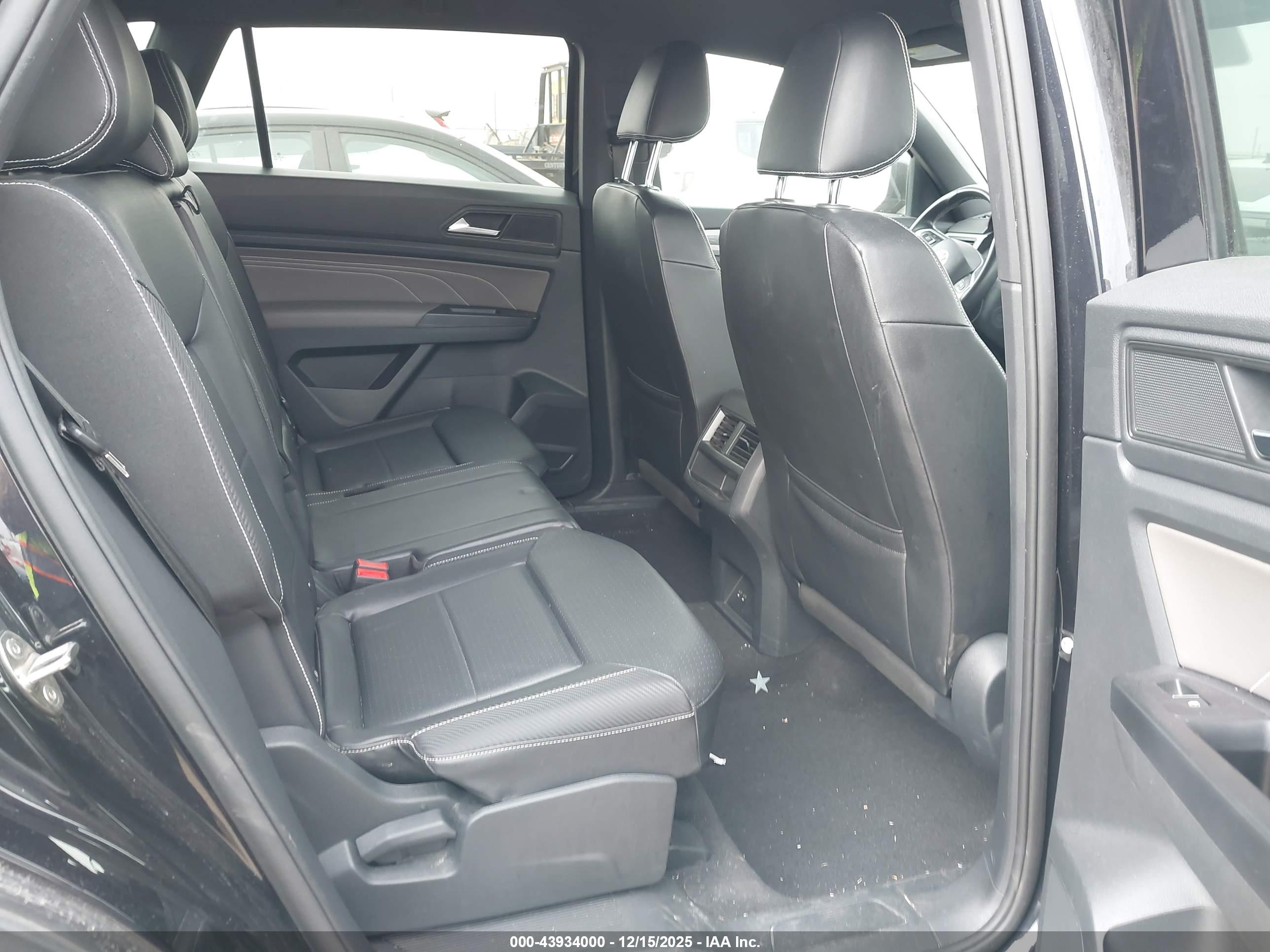 VOLKSWAGEN ATLAS image 8