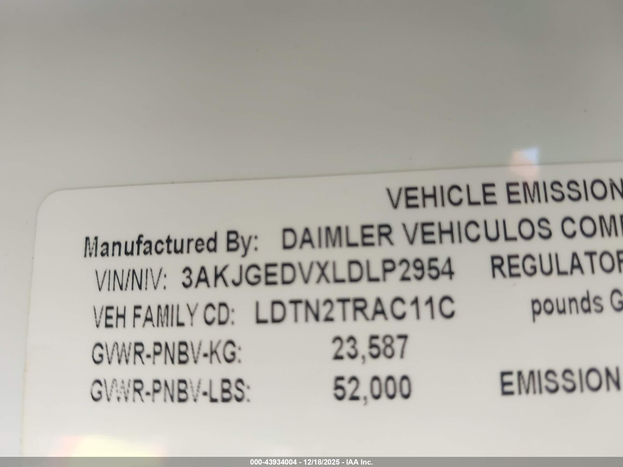 FREIGHTLINER CASCADIA image 9