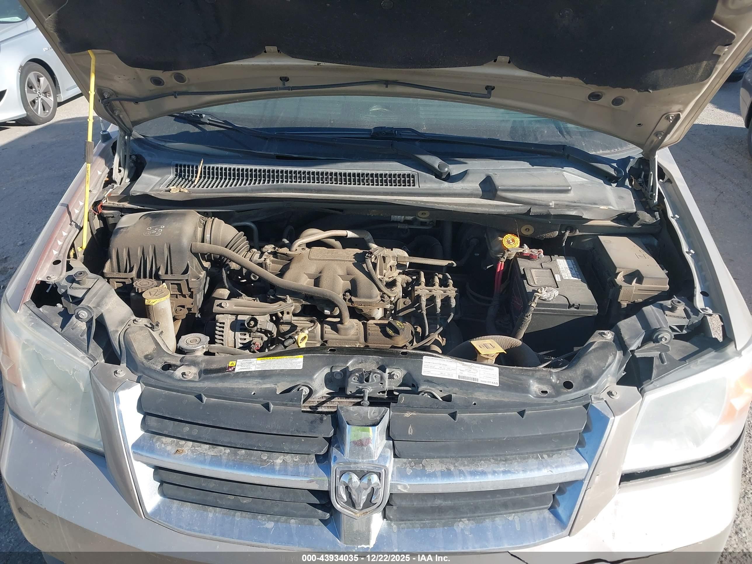 DODGE GRAND image 10