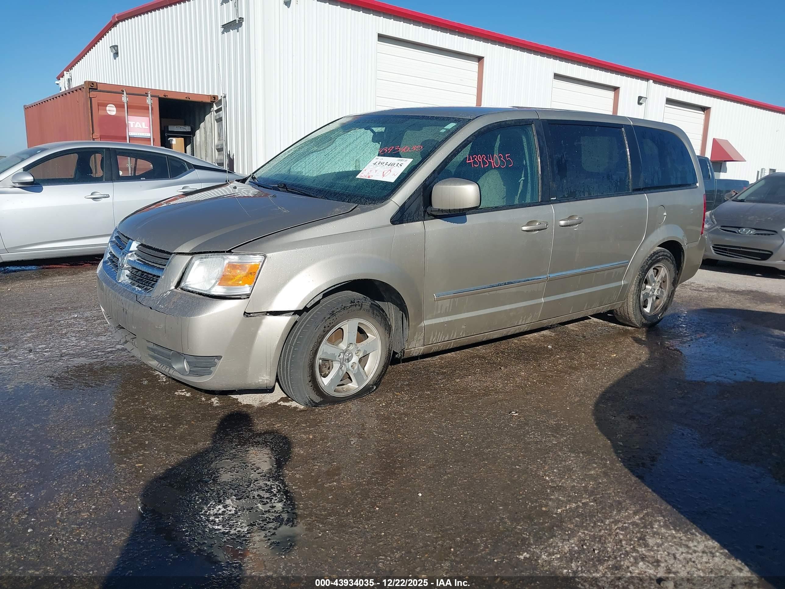DODGE GRAND image 2