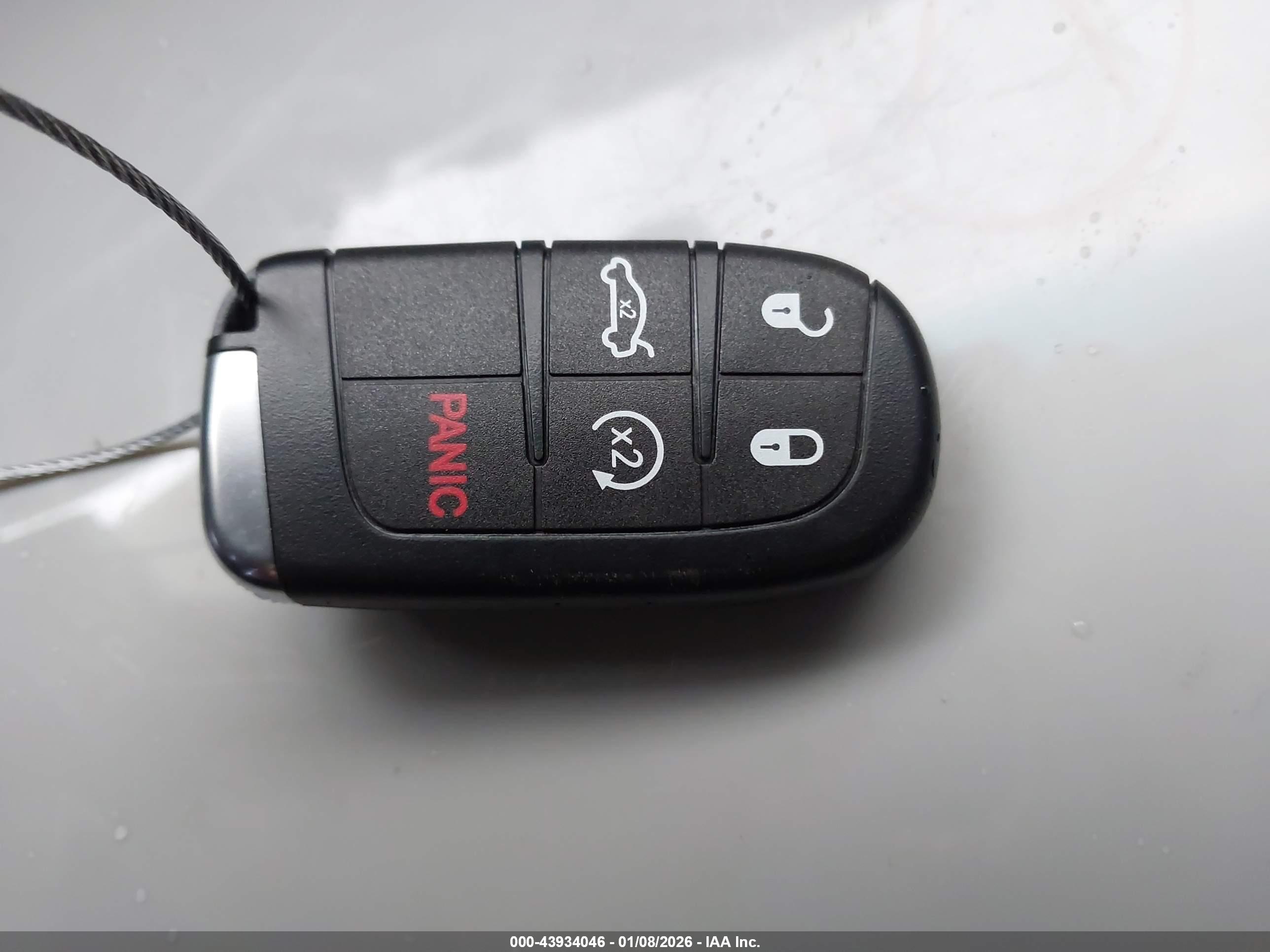 CHRYSLER 300C image 11