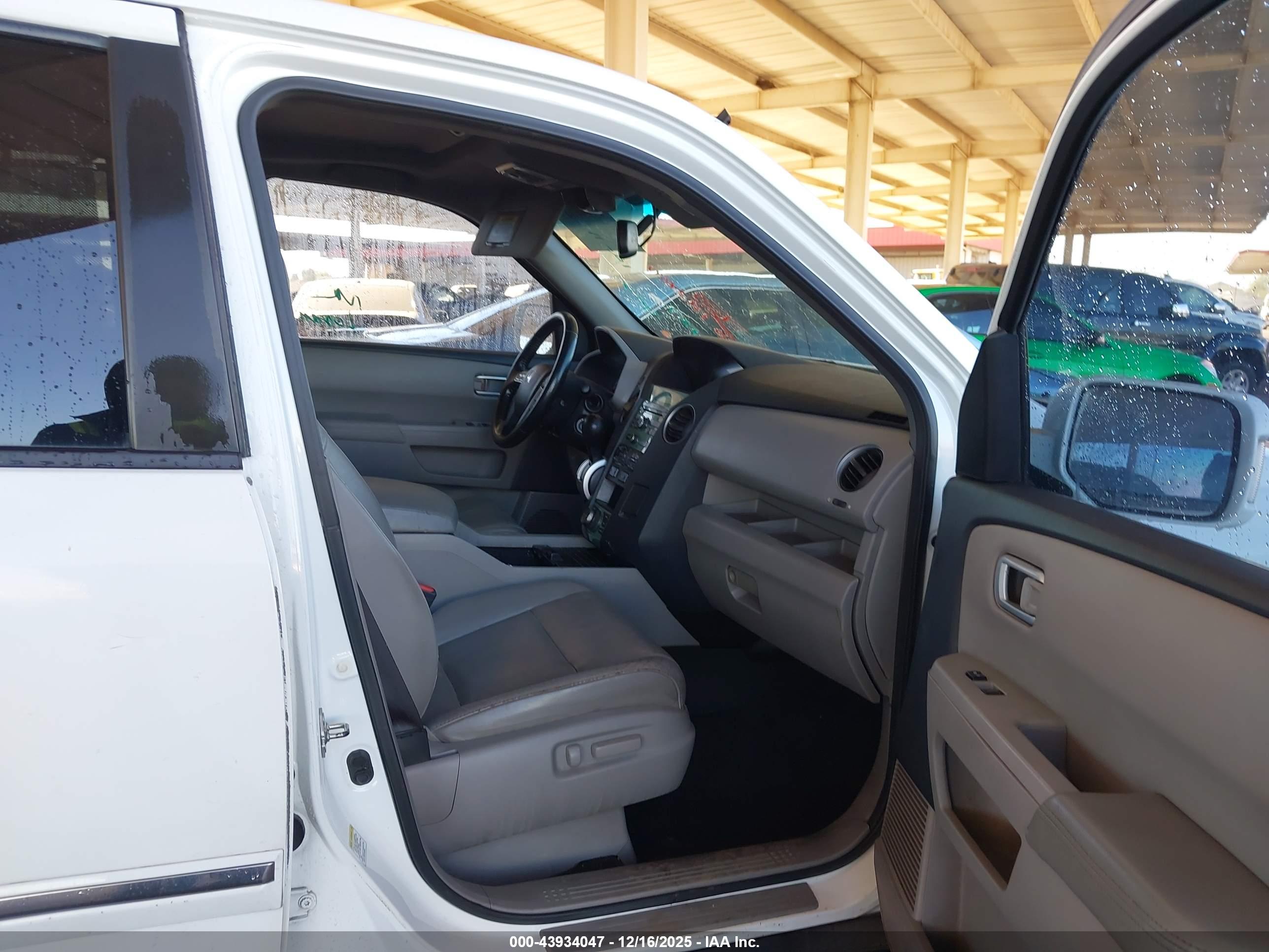 HONDA PILOT image 5