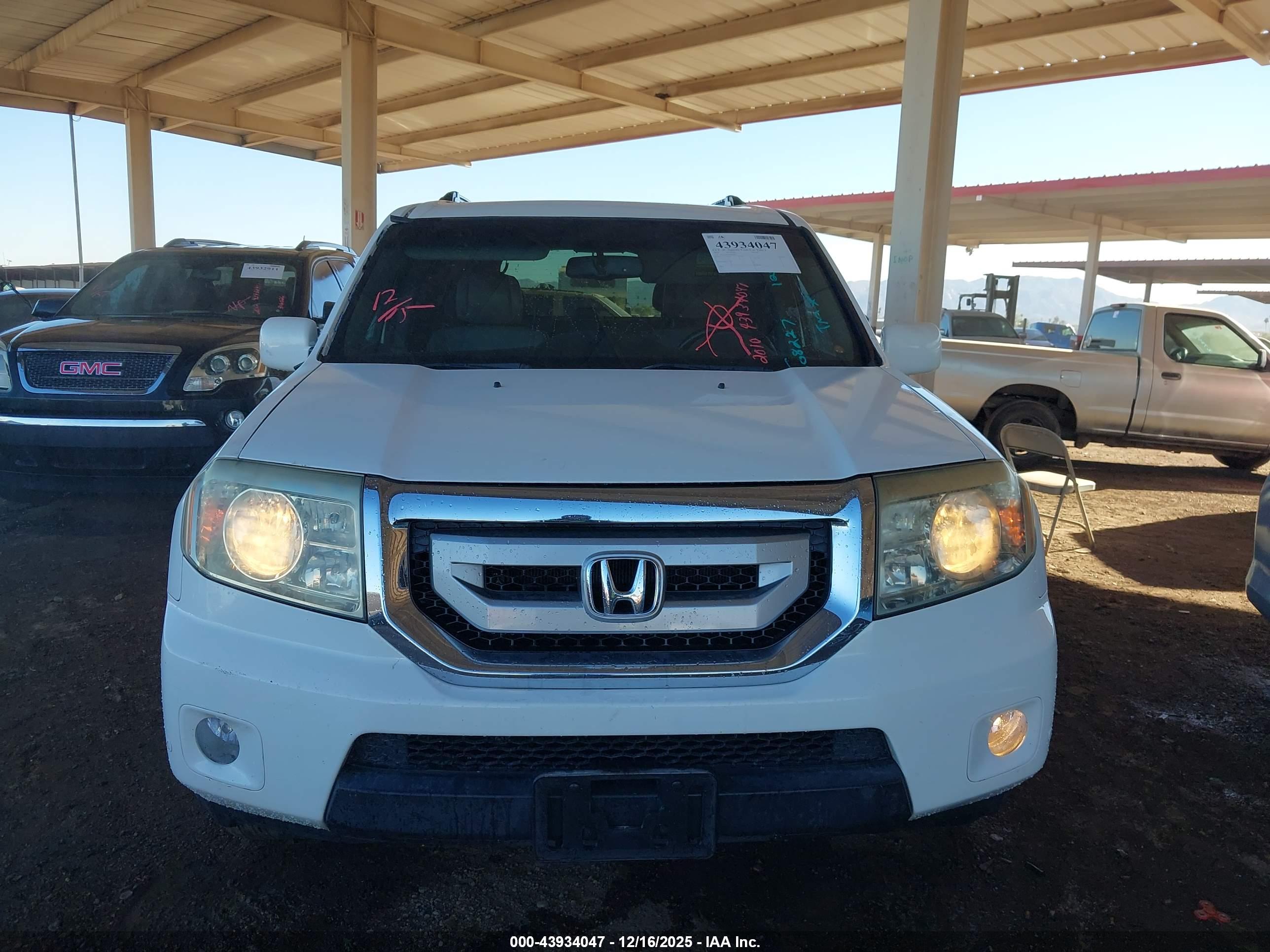HONDA PILOT image 6