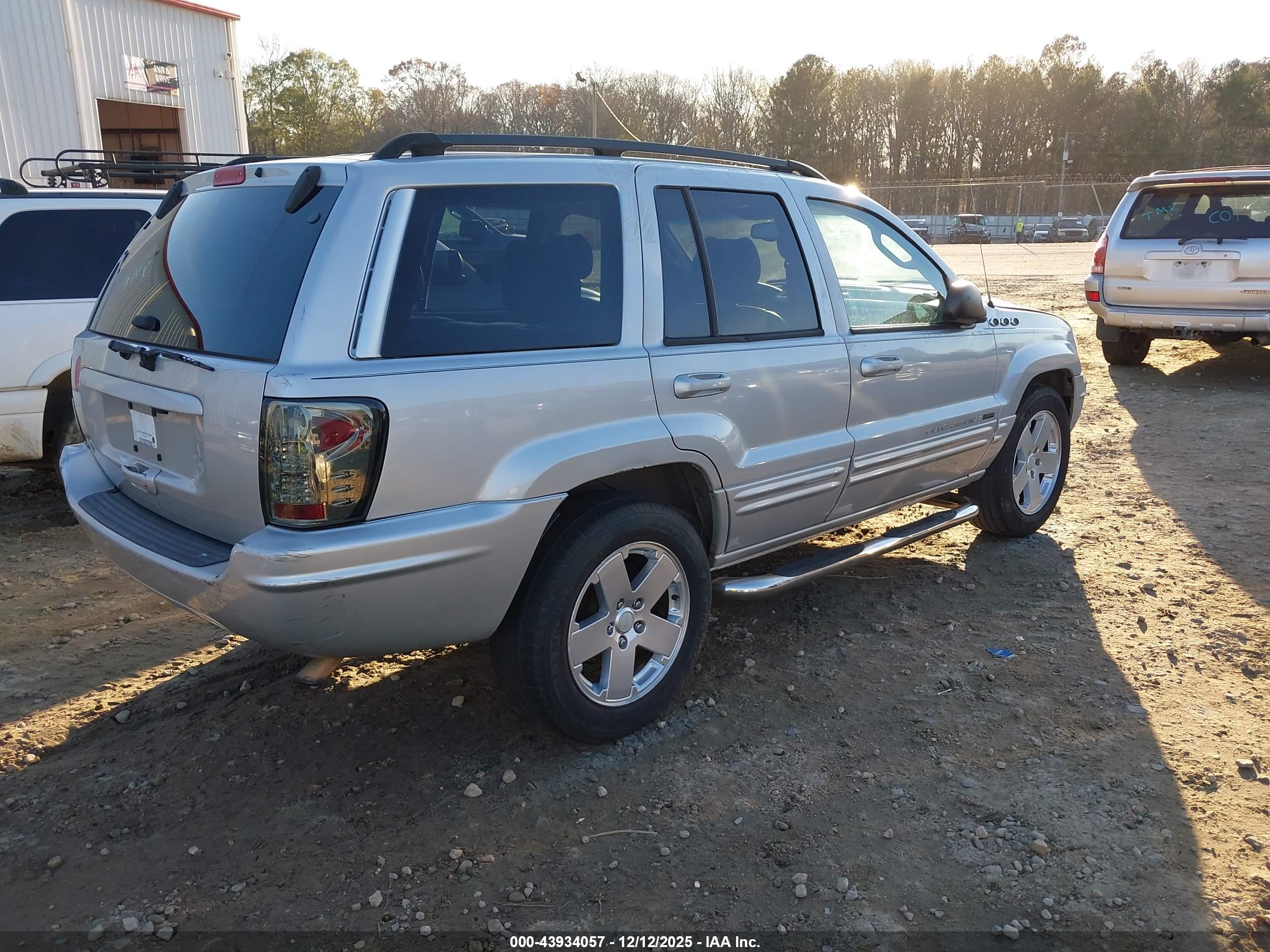 JEEP GRAND image 4