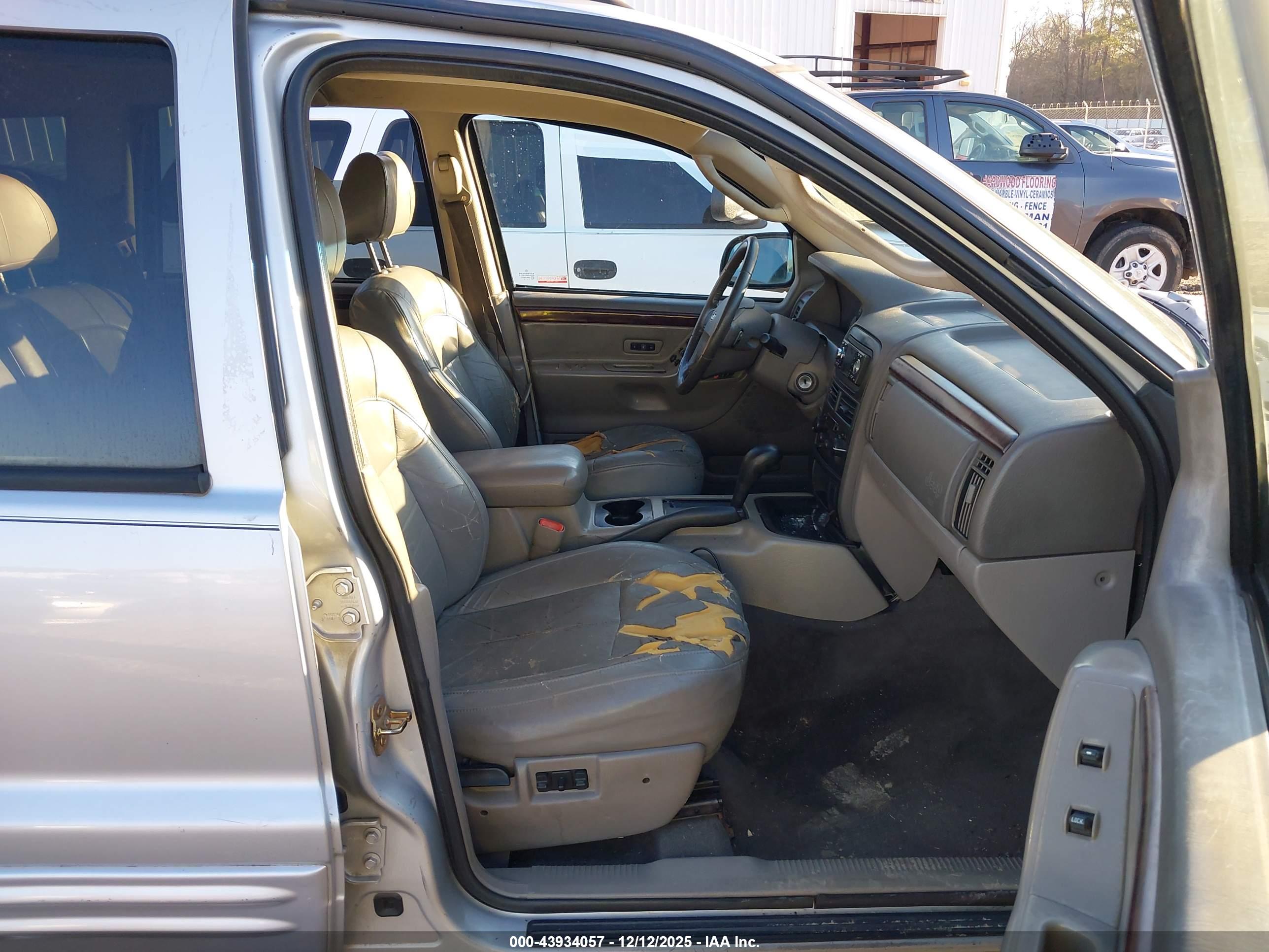 JEEP GRAND image 5