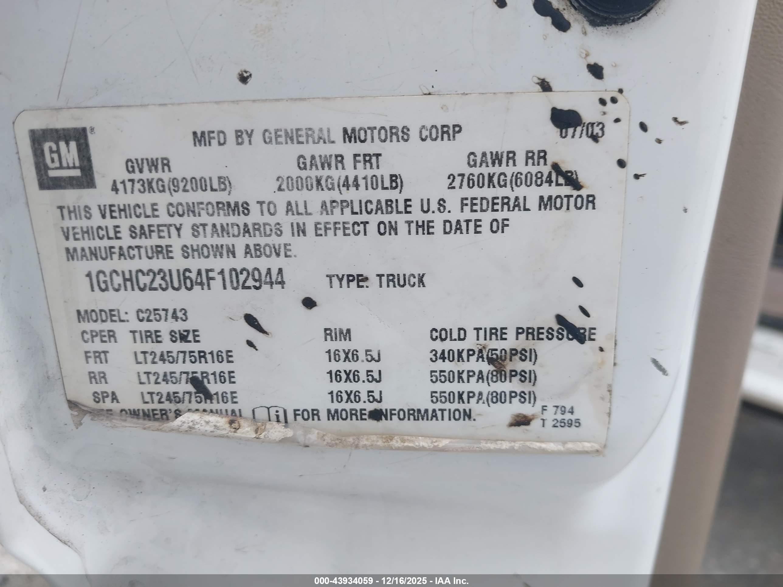 CHEVROLET SILVERADO image 9