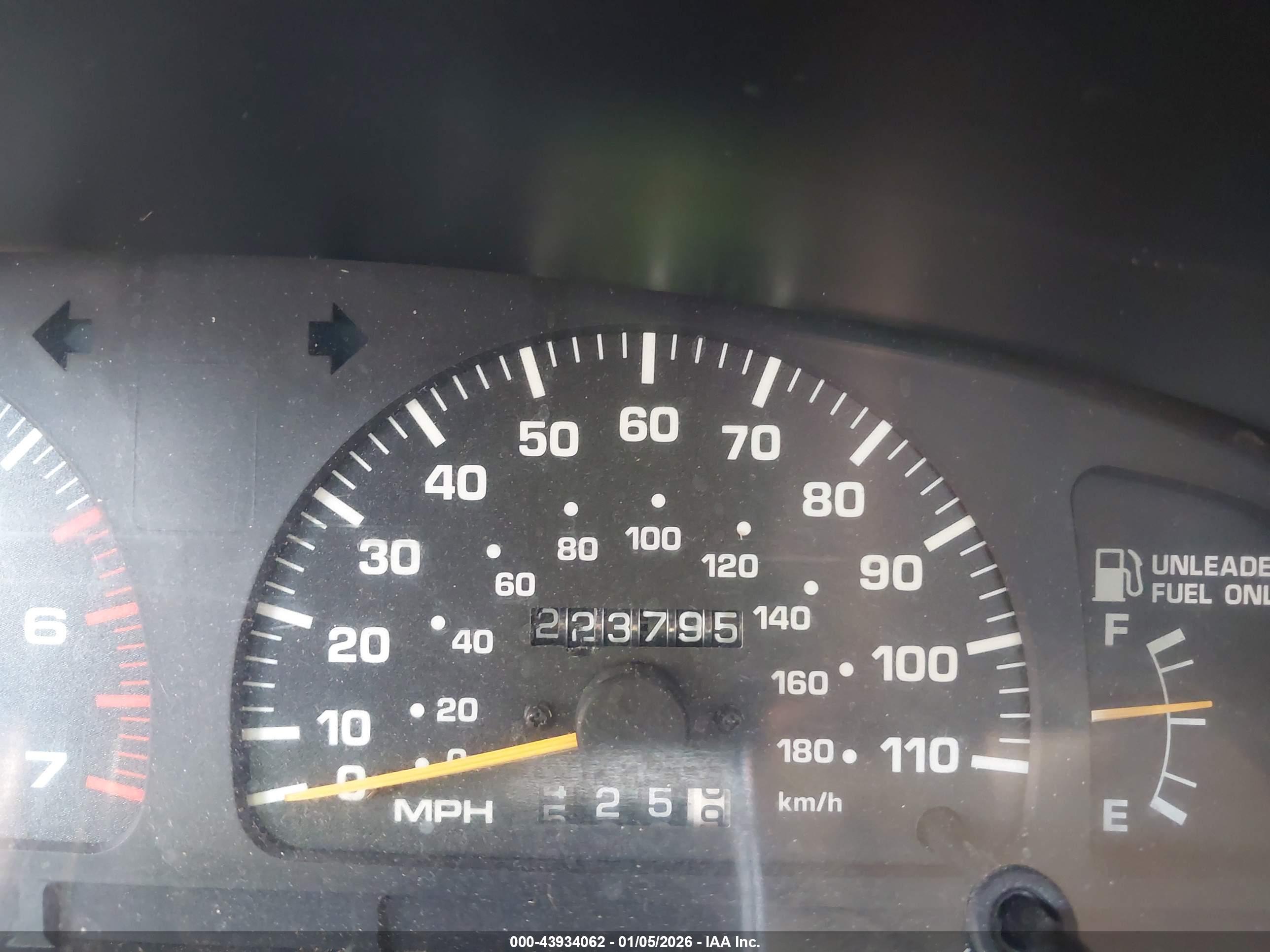 TOYOTA 4RUNNER image 7