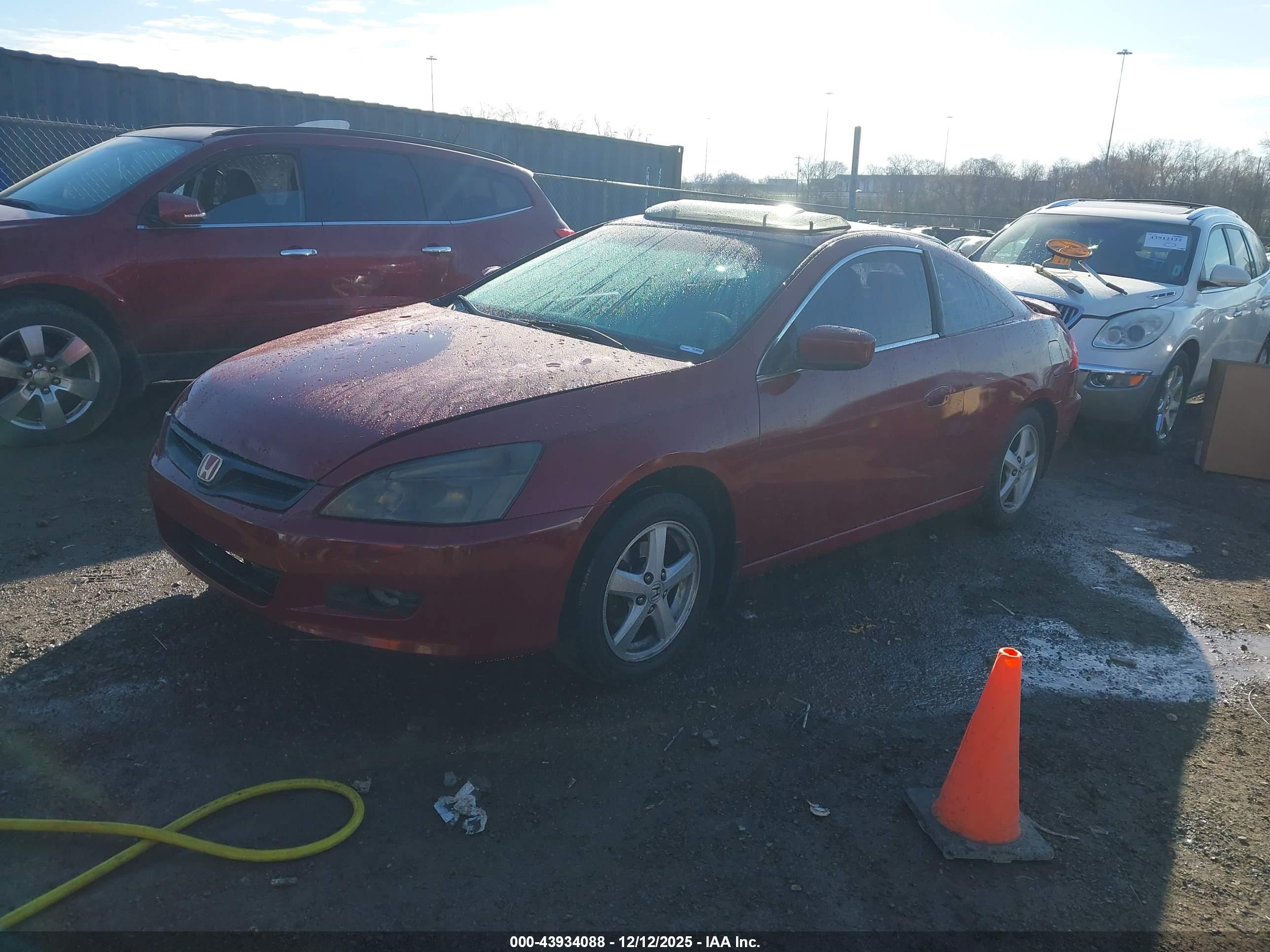 HONDA ACCORD image 2
