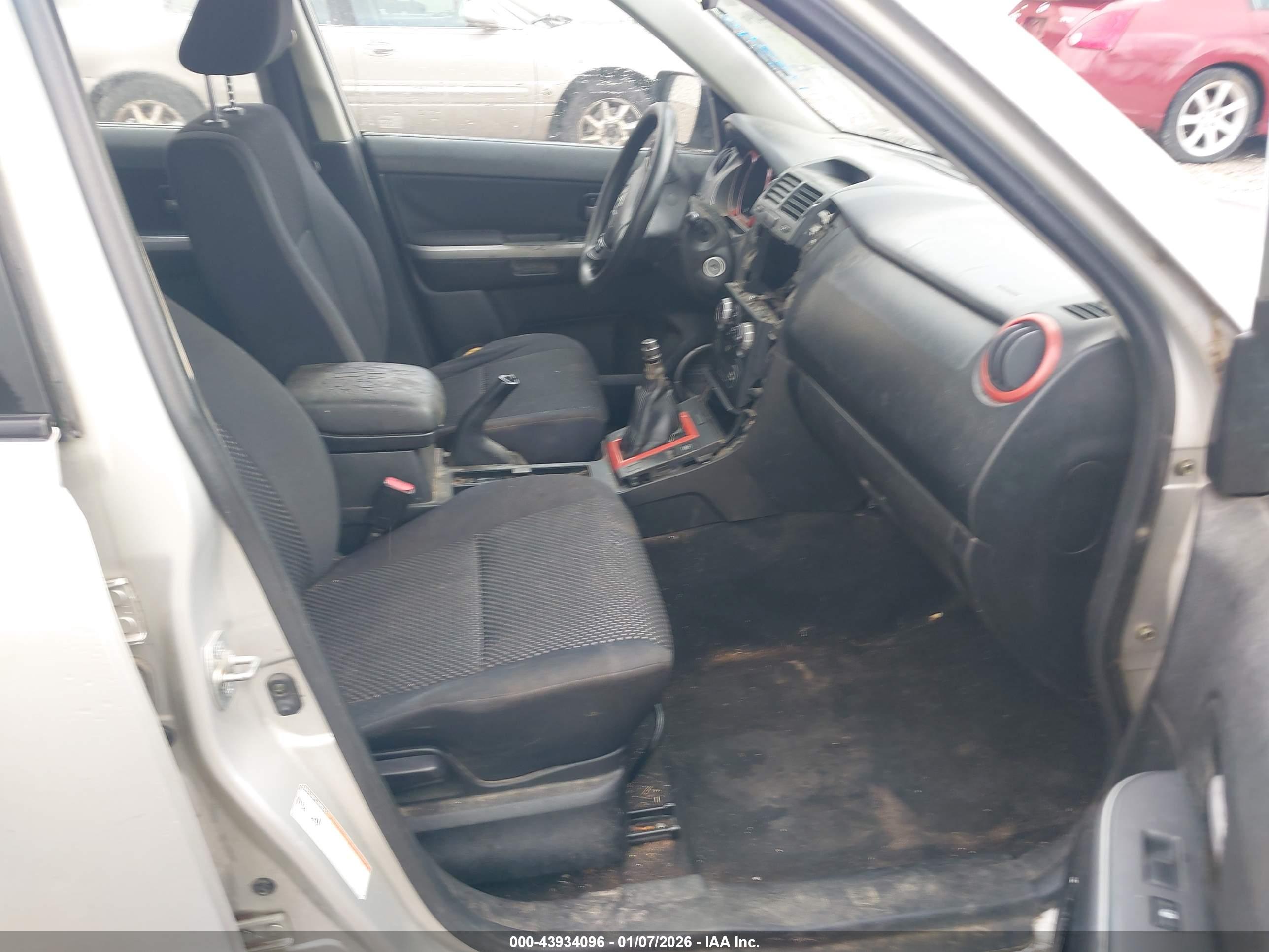 SUZUKI GRAND image 5