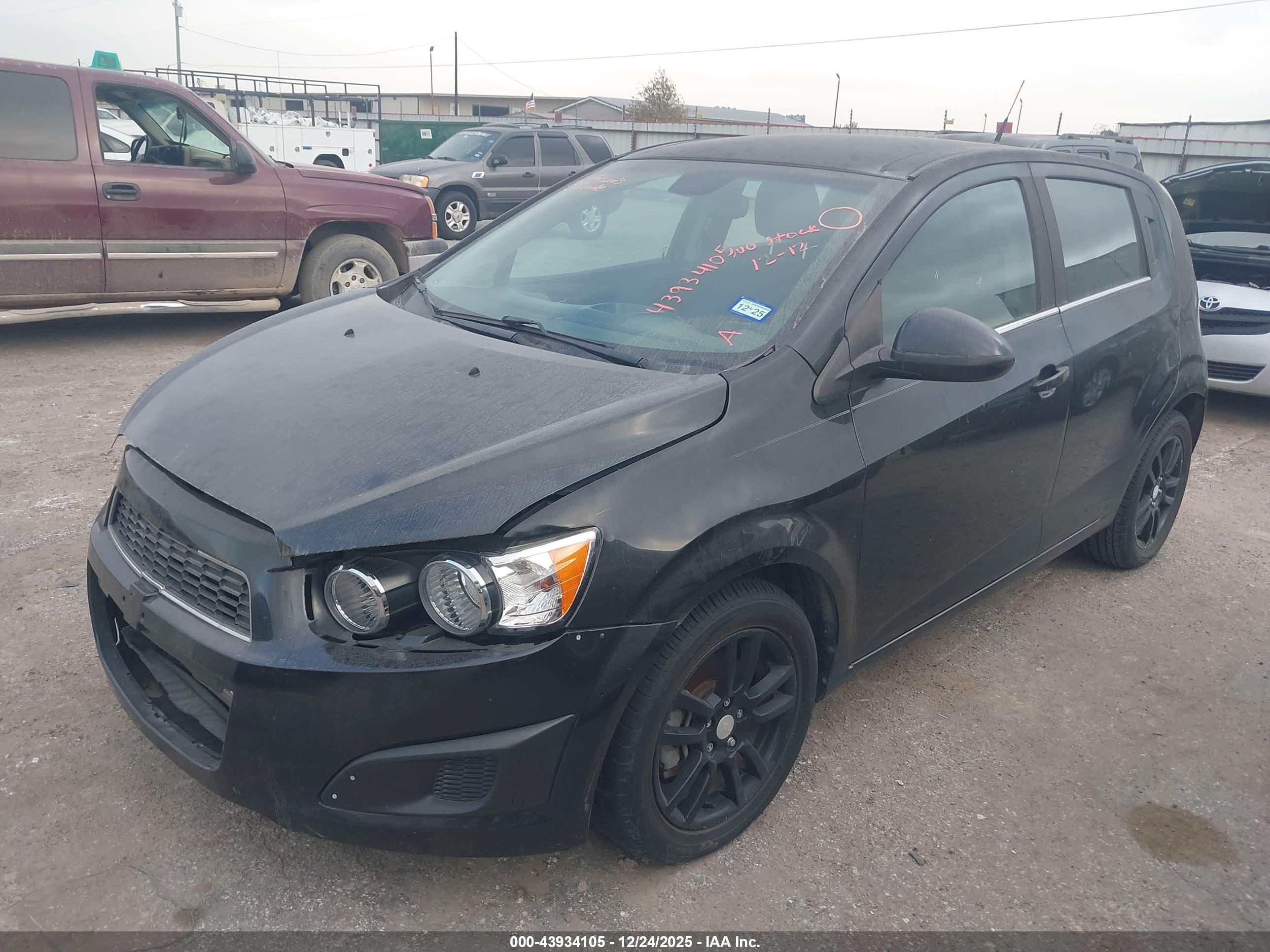 CHEVROLET SONIC image 2