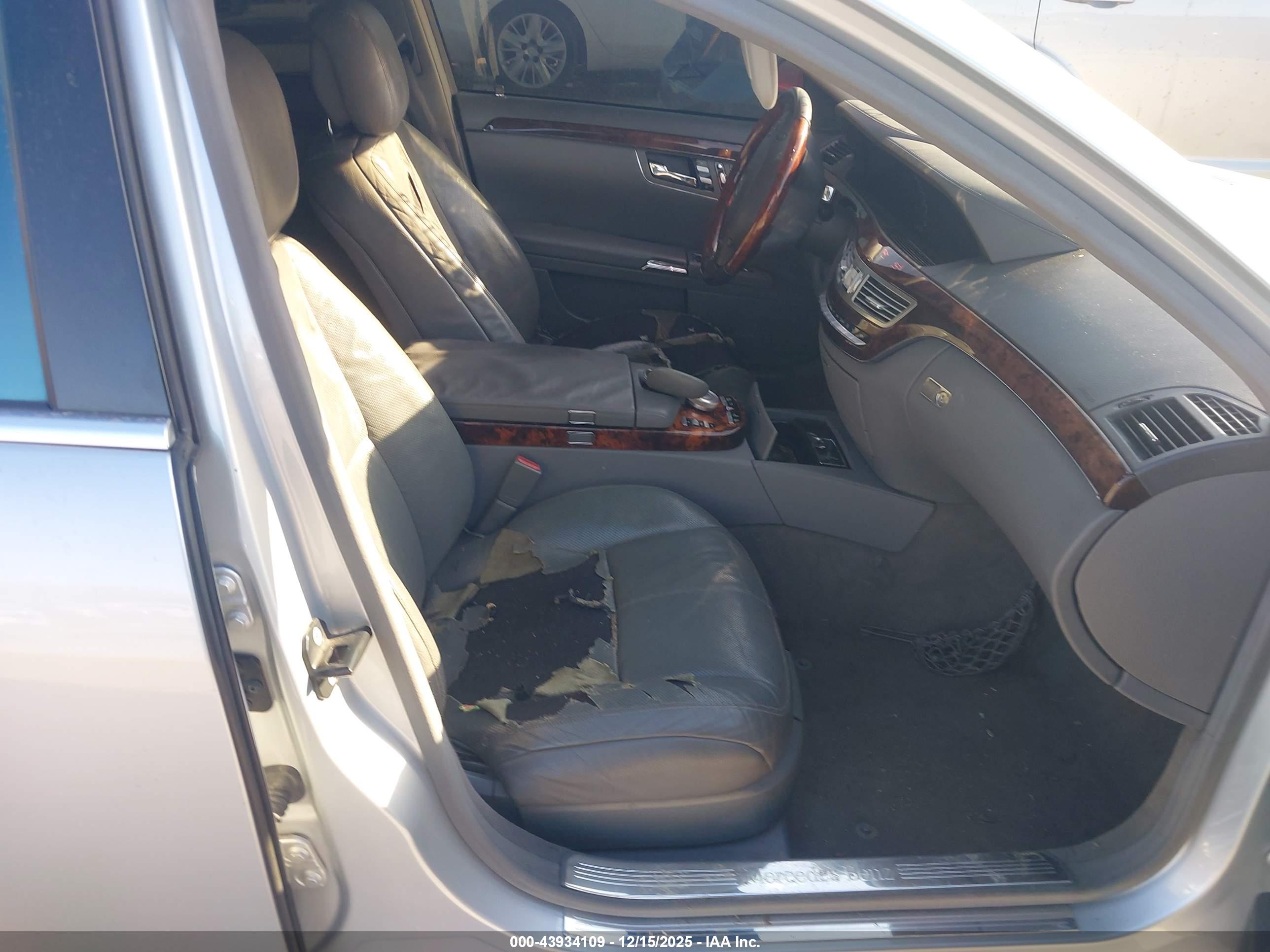 MERCEDES-BENZ S image 5