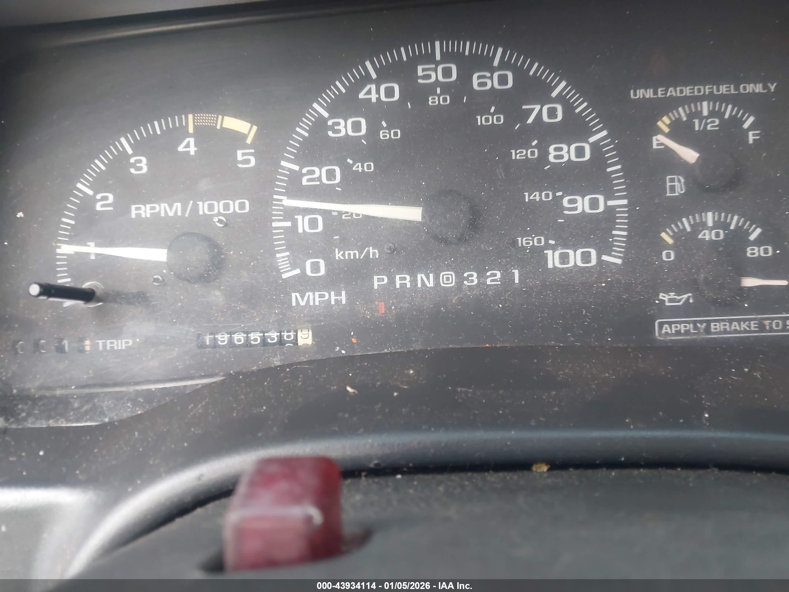 CHEVROLET GMT-400 image 7