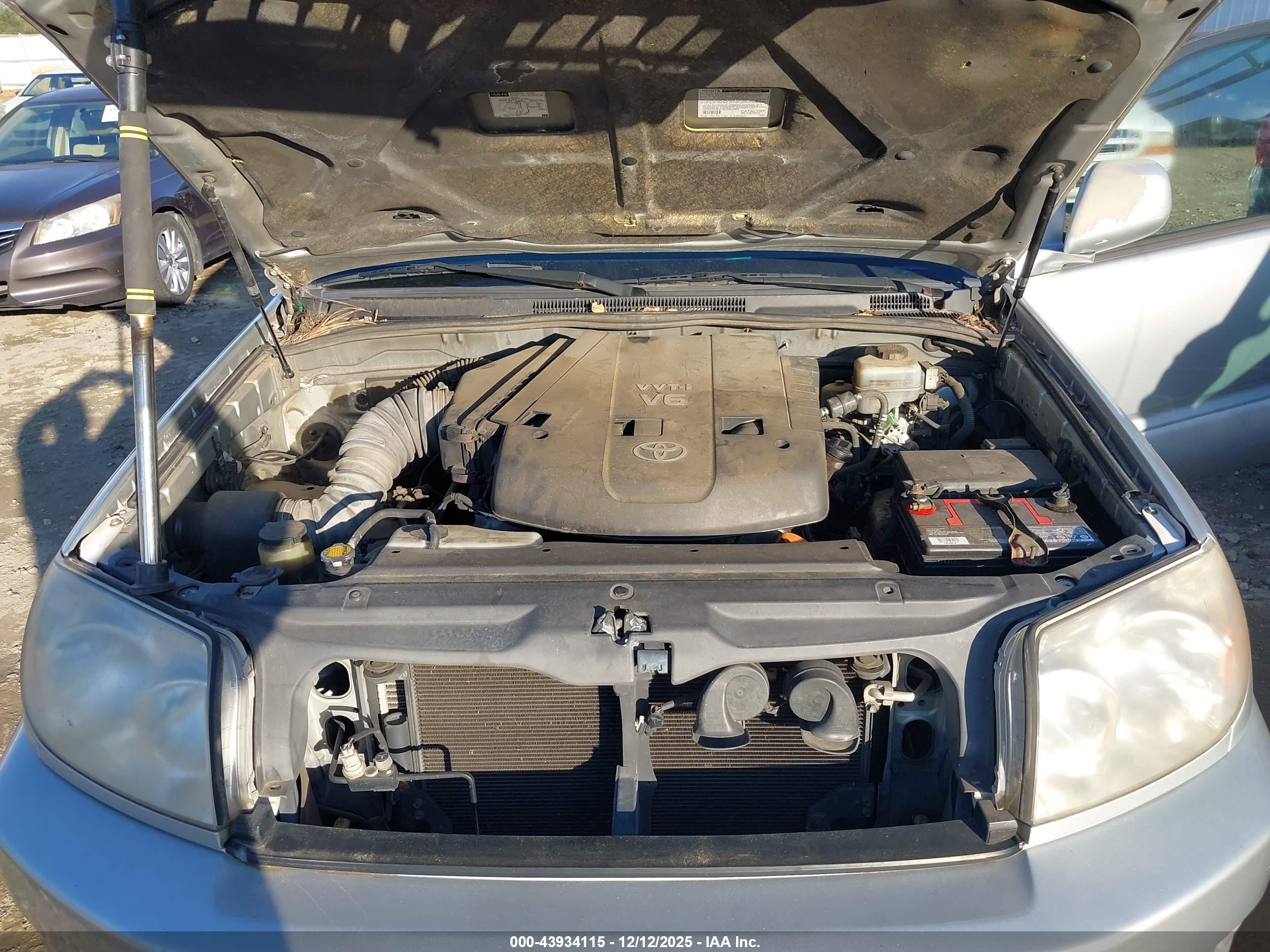 TOYOTA 4RUNNER image 10