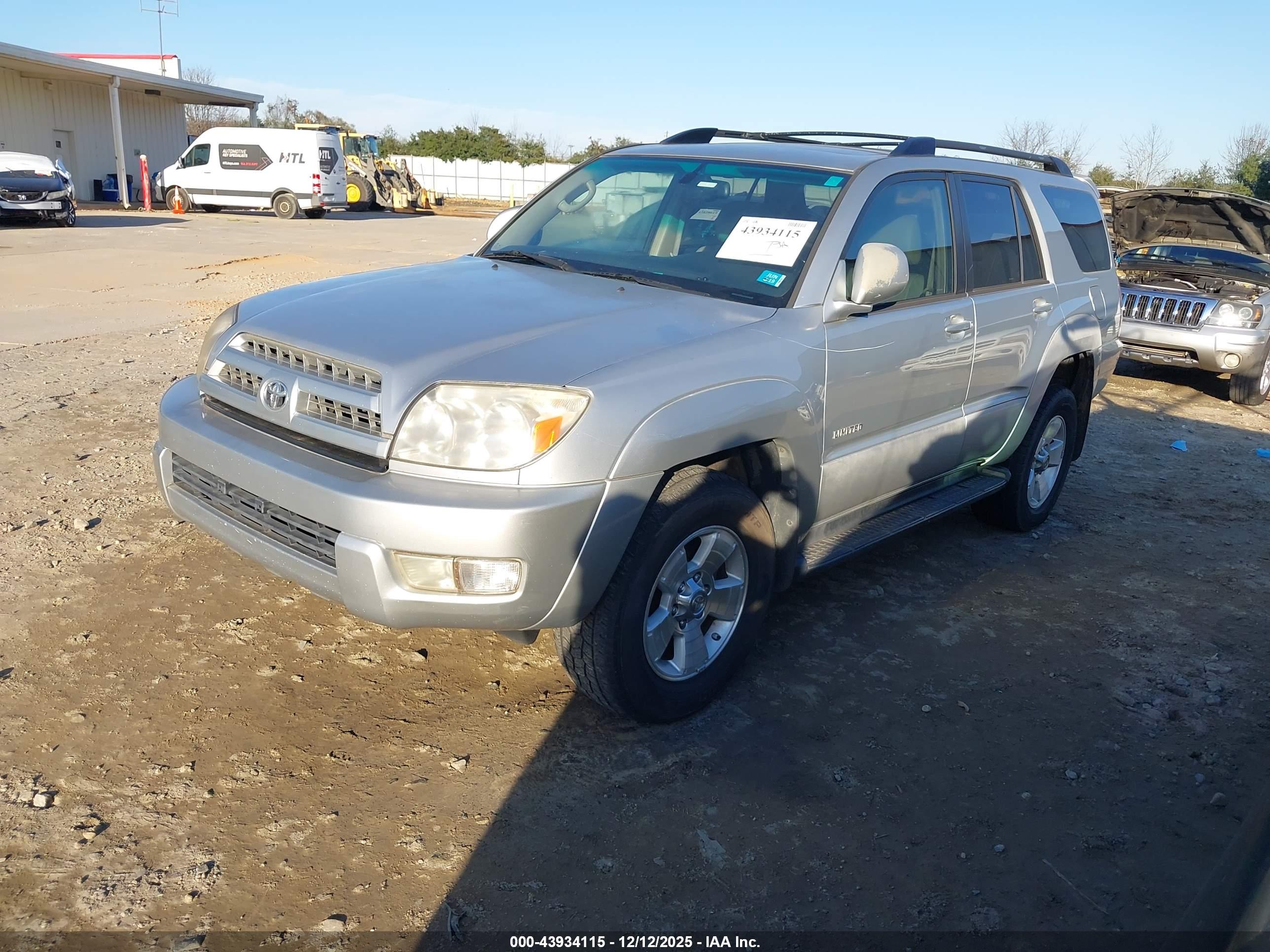 TOYOTA 4RUNNER image 2