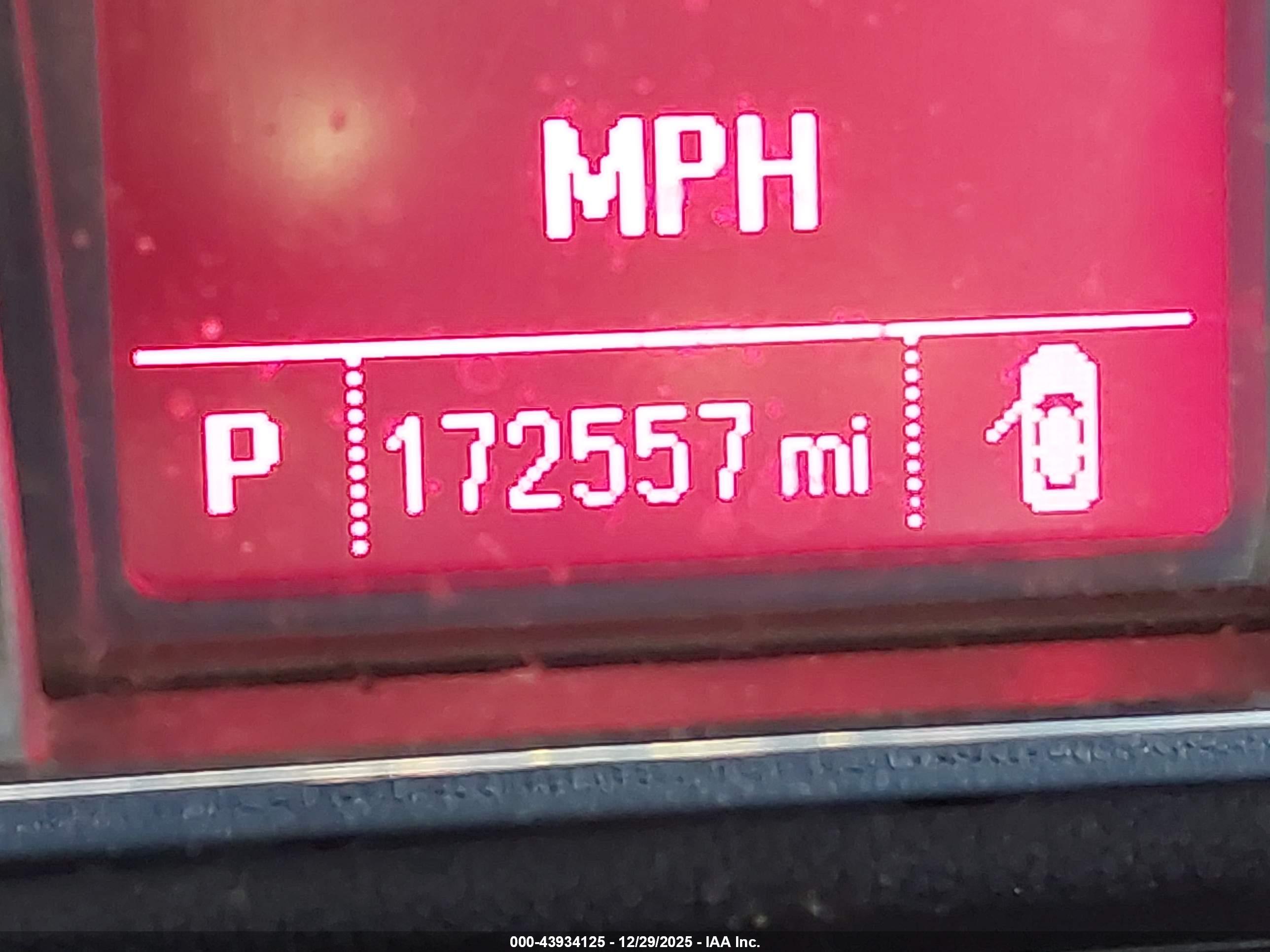GMC TERRAIN image 7
