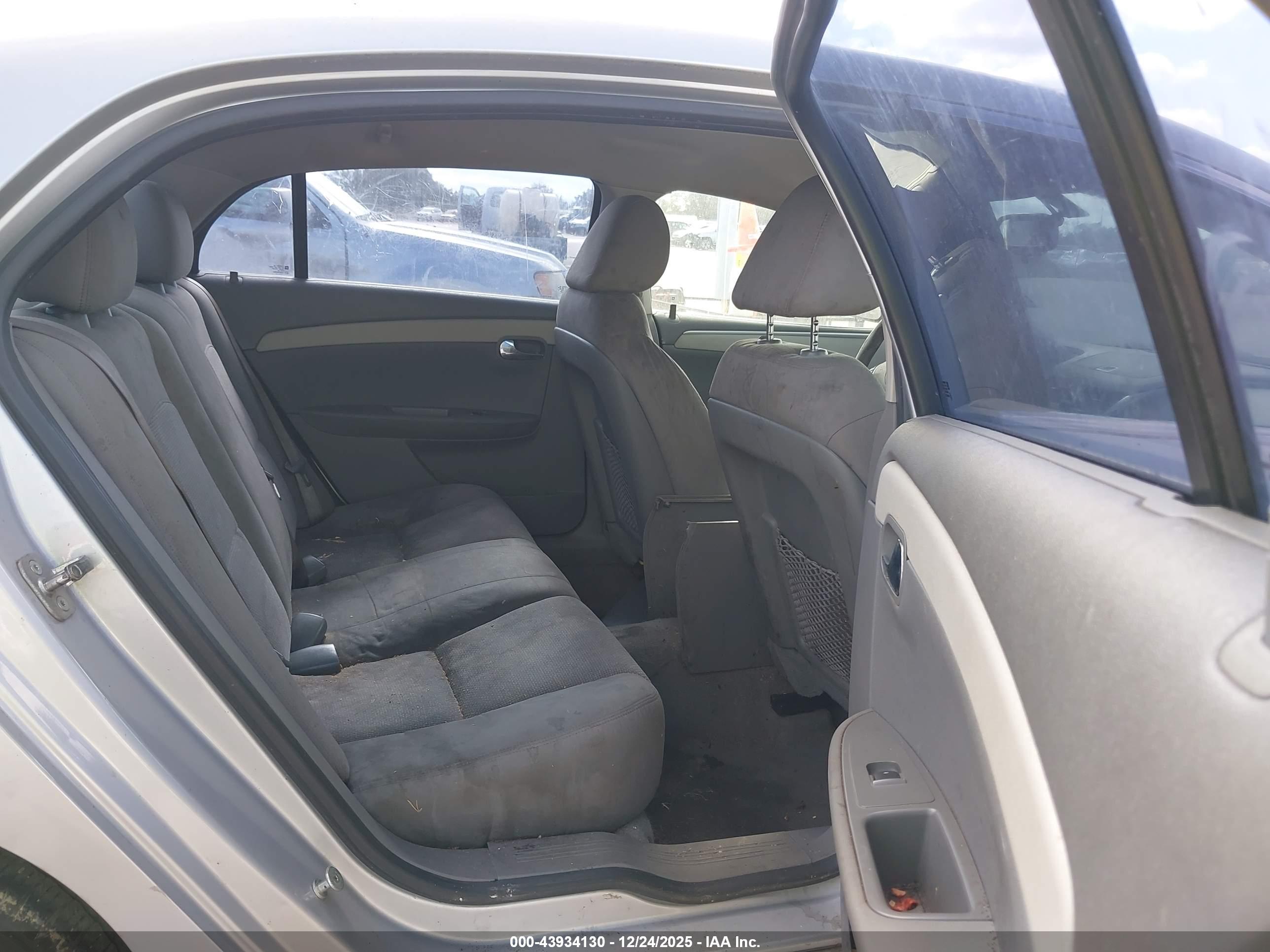 CHEVROLET MALIBU image 8