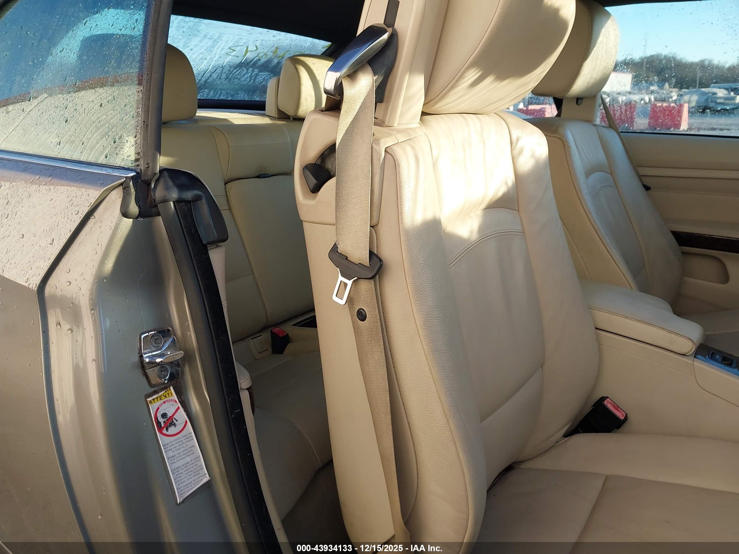 BMW 328I image 8