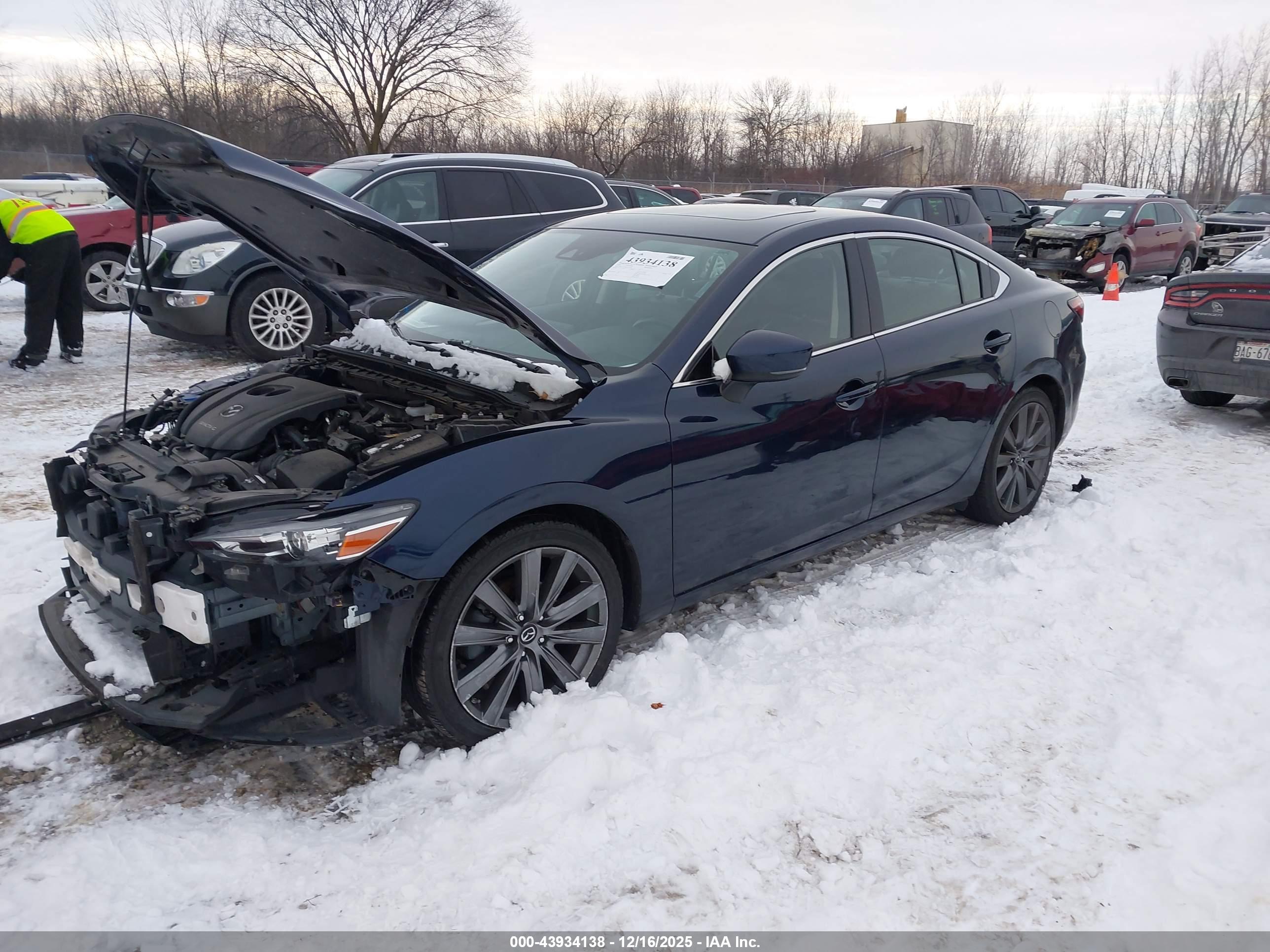 MAZDA MAZDA6 image 2