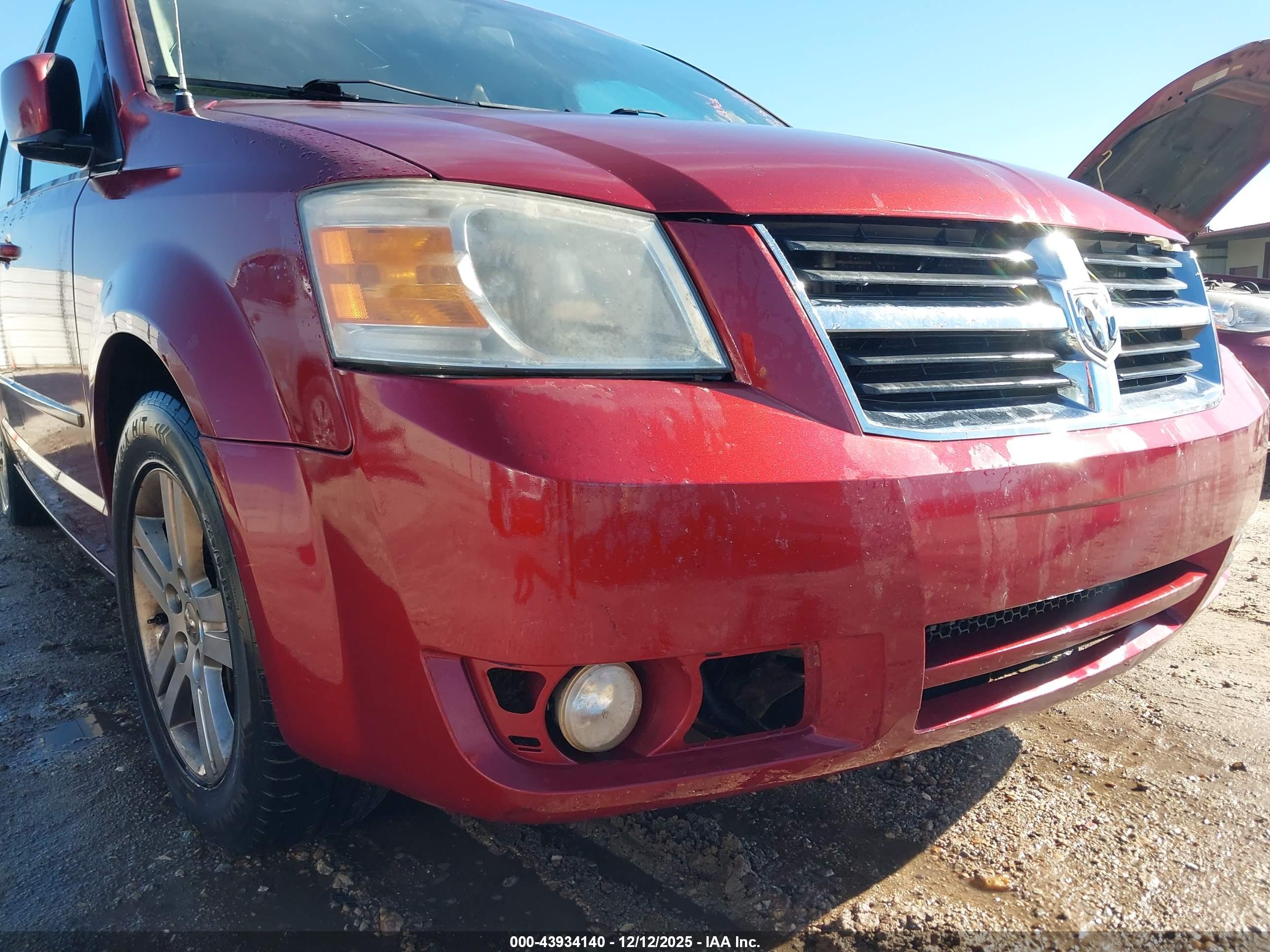 DODGE GRAND image 6