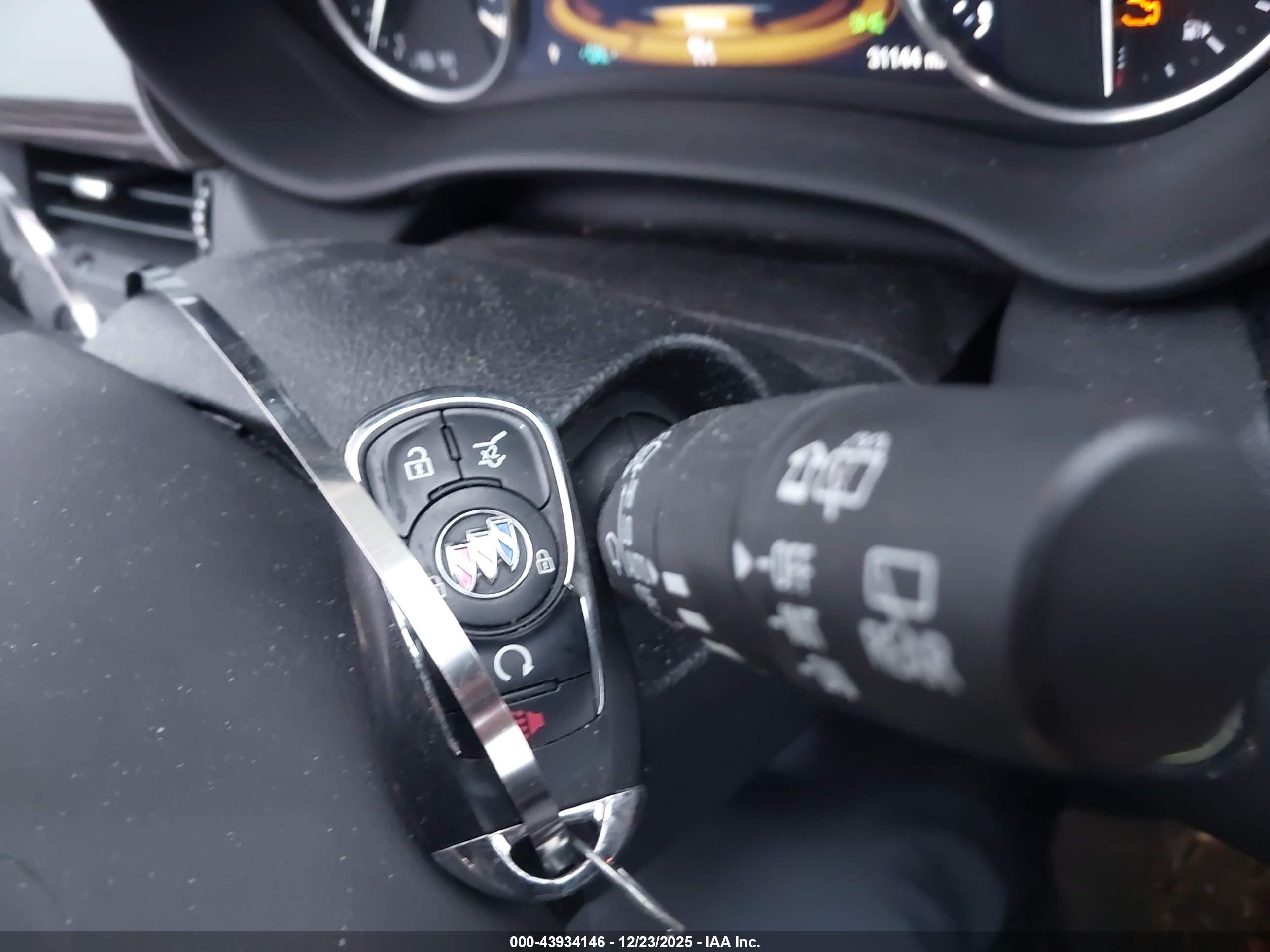 BUICK ENVISION image 11