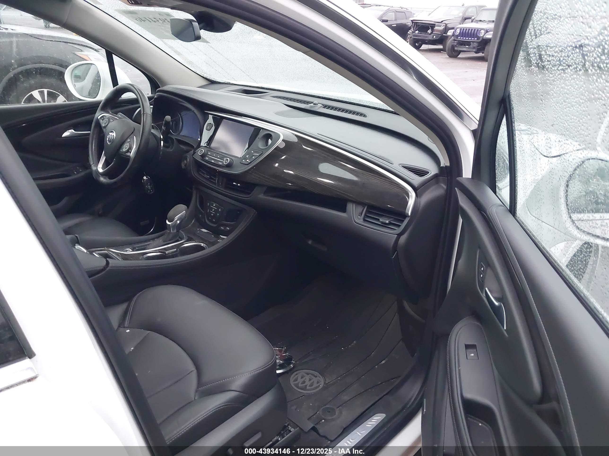 BUICK ENVISION image 5
