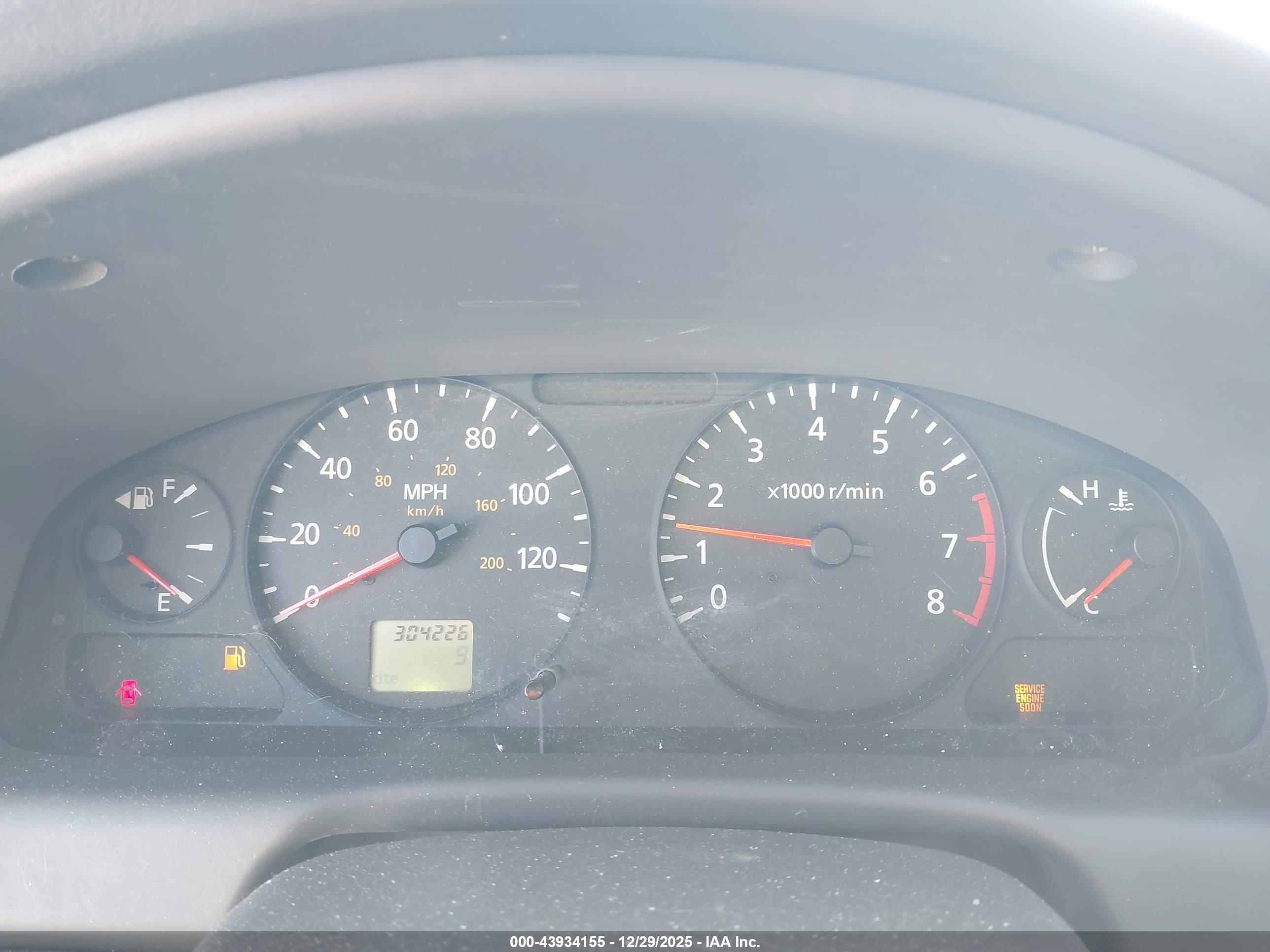 NISSAN SENTRA image 7