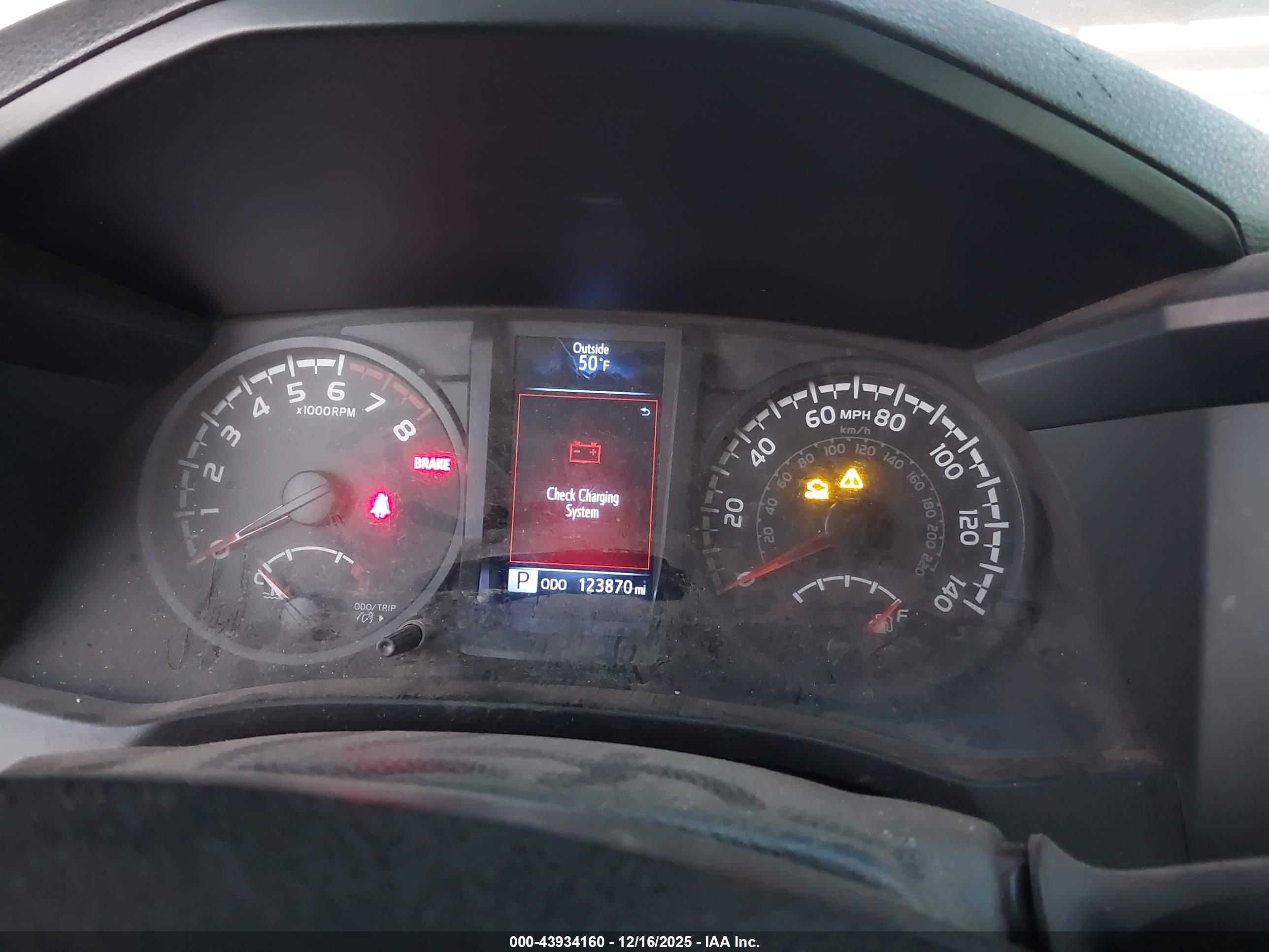 TOYOTA TACOMA image 7