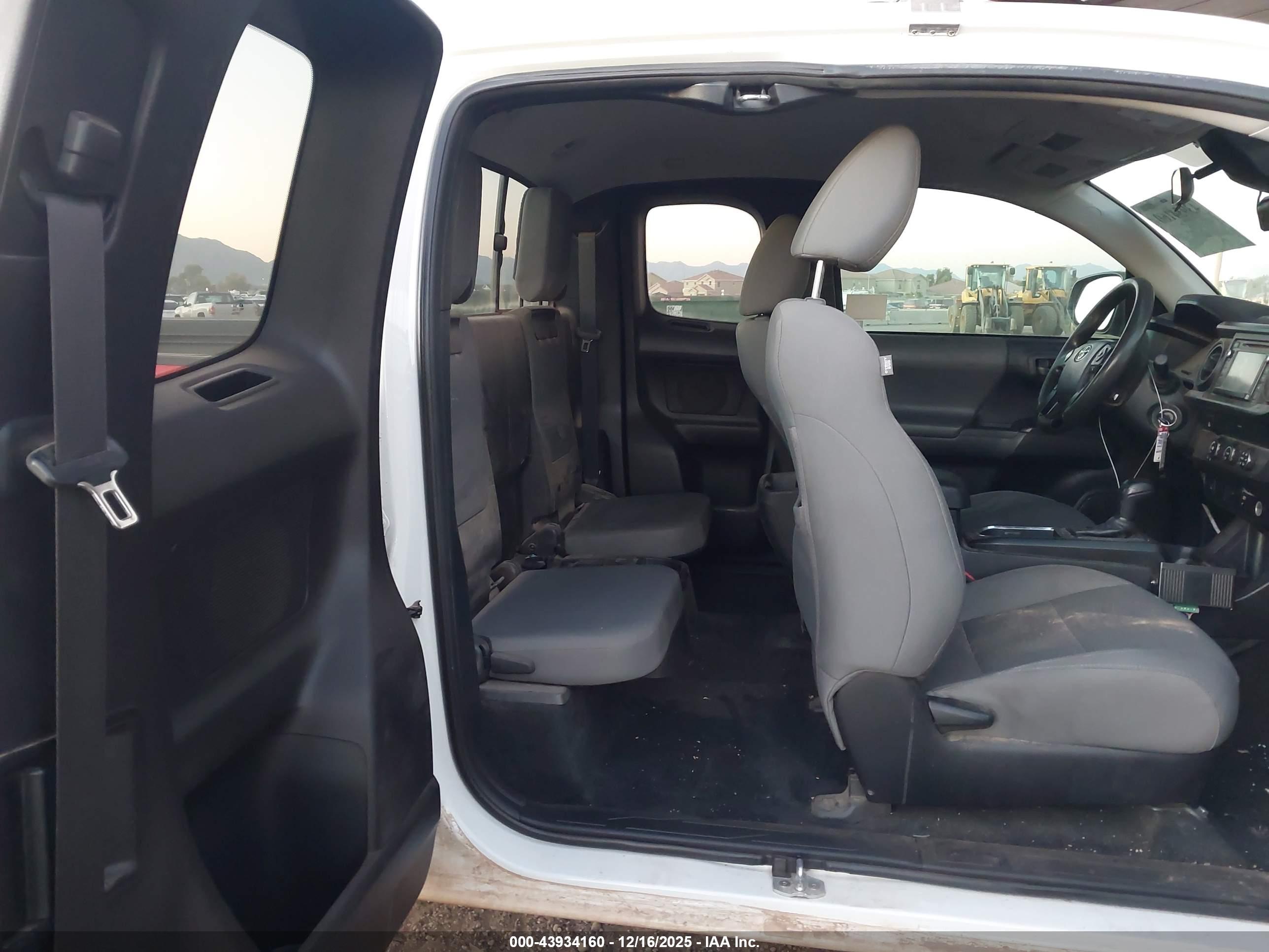 TOYOTA TACOMA image 8