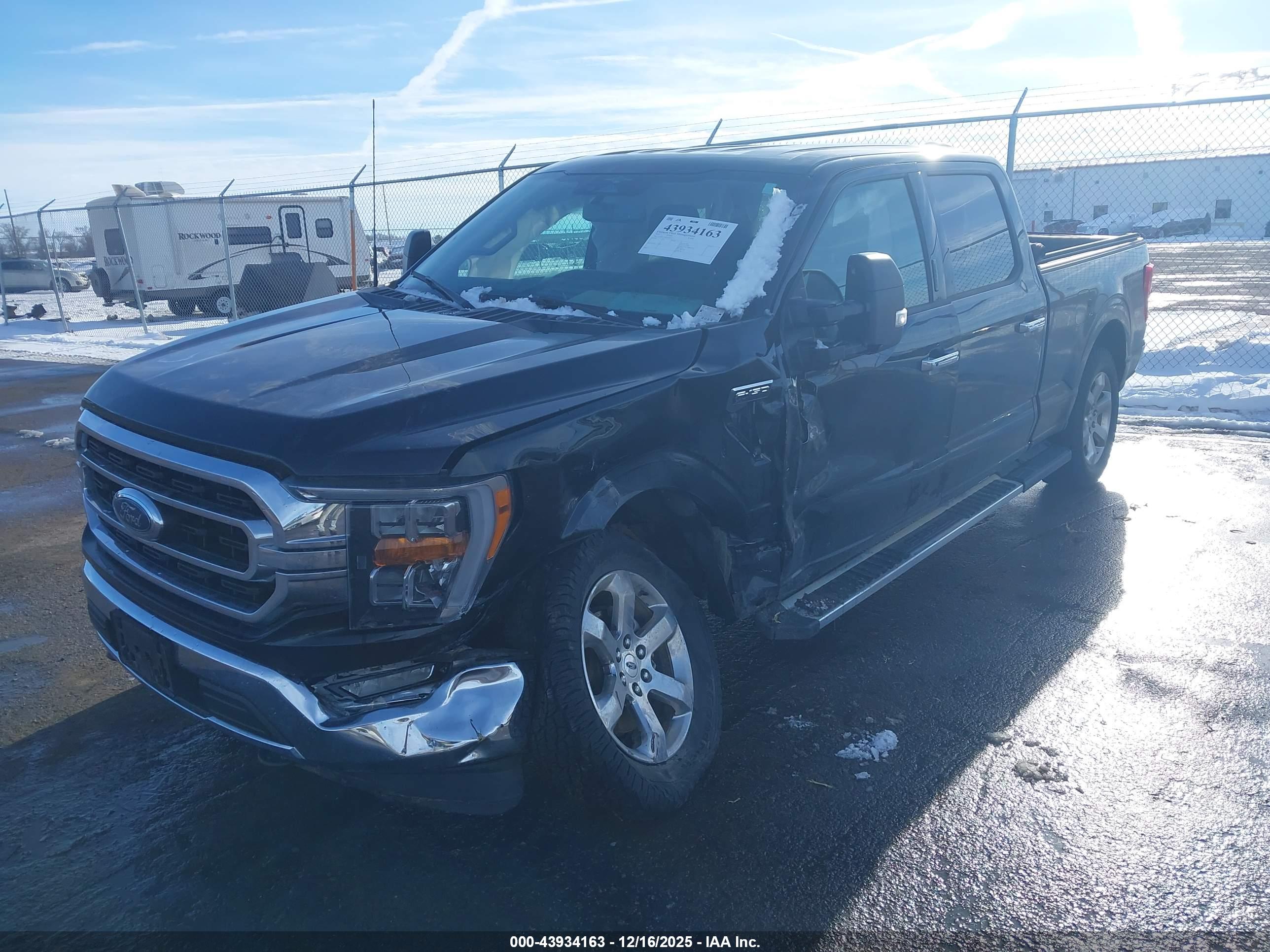 FORD F-150 image 2