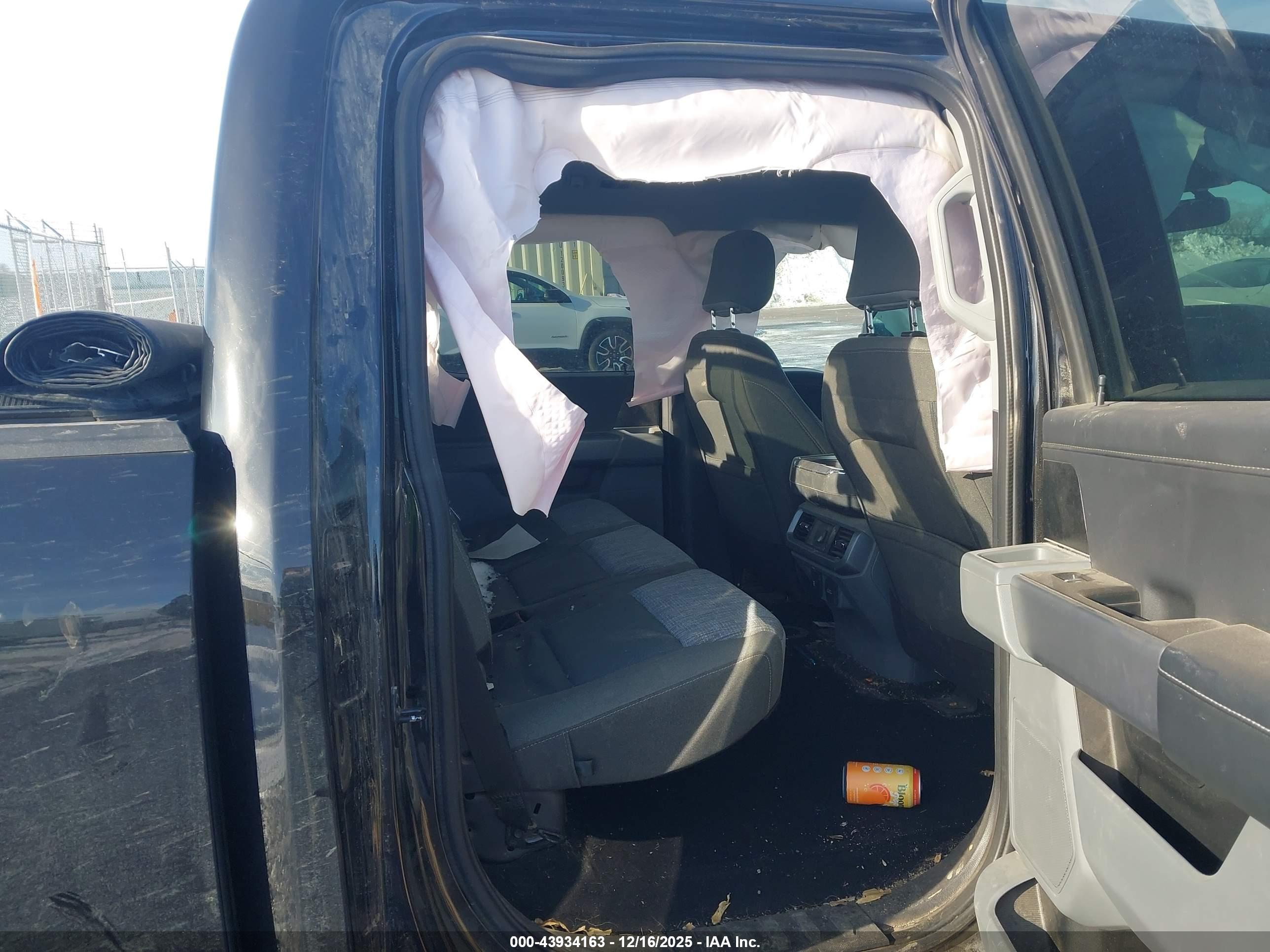 FORD F-150 image 8