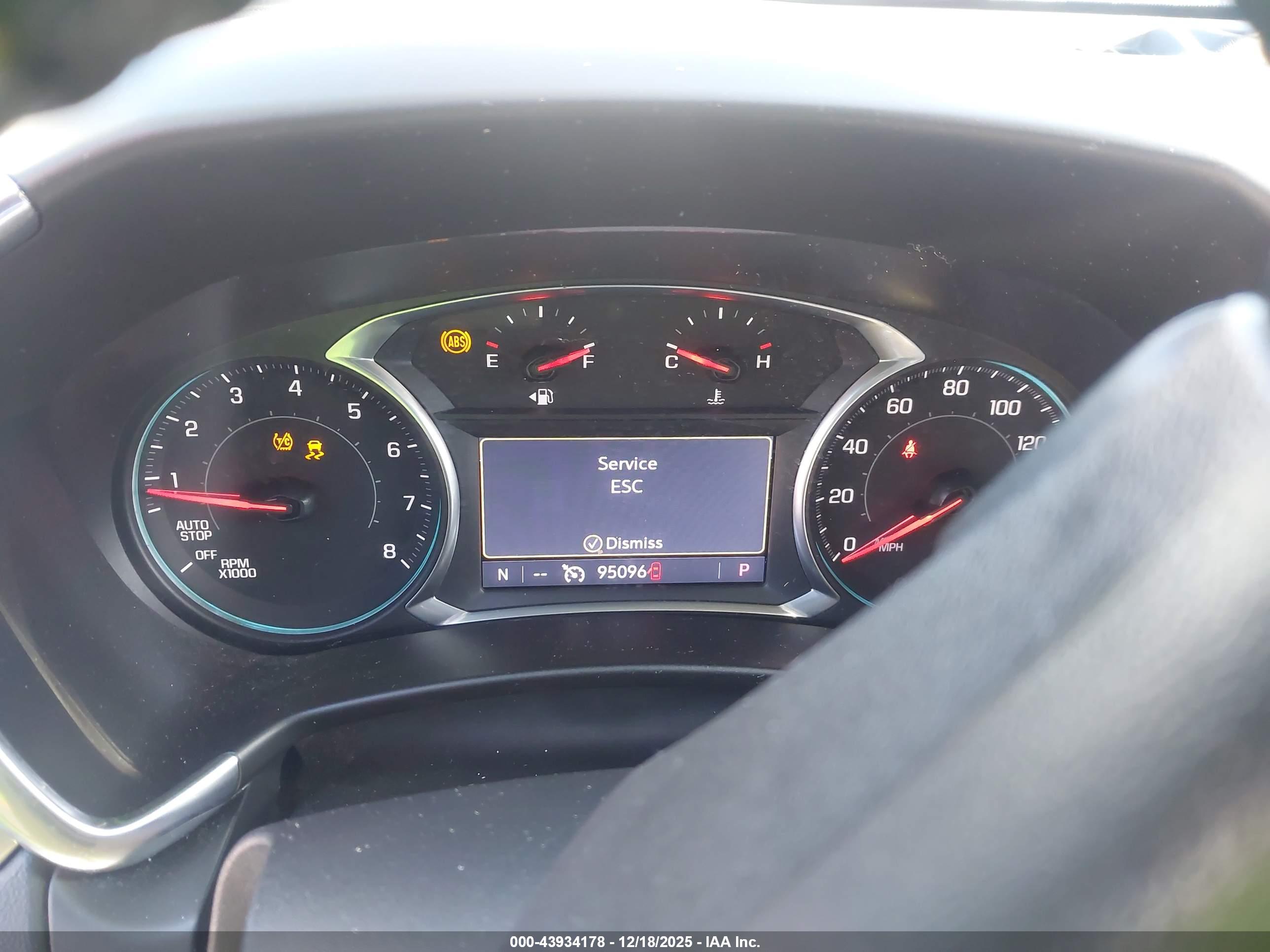 CHEVROLET EQUINOX image 7