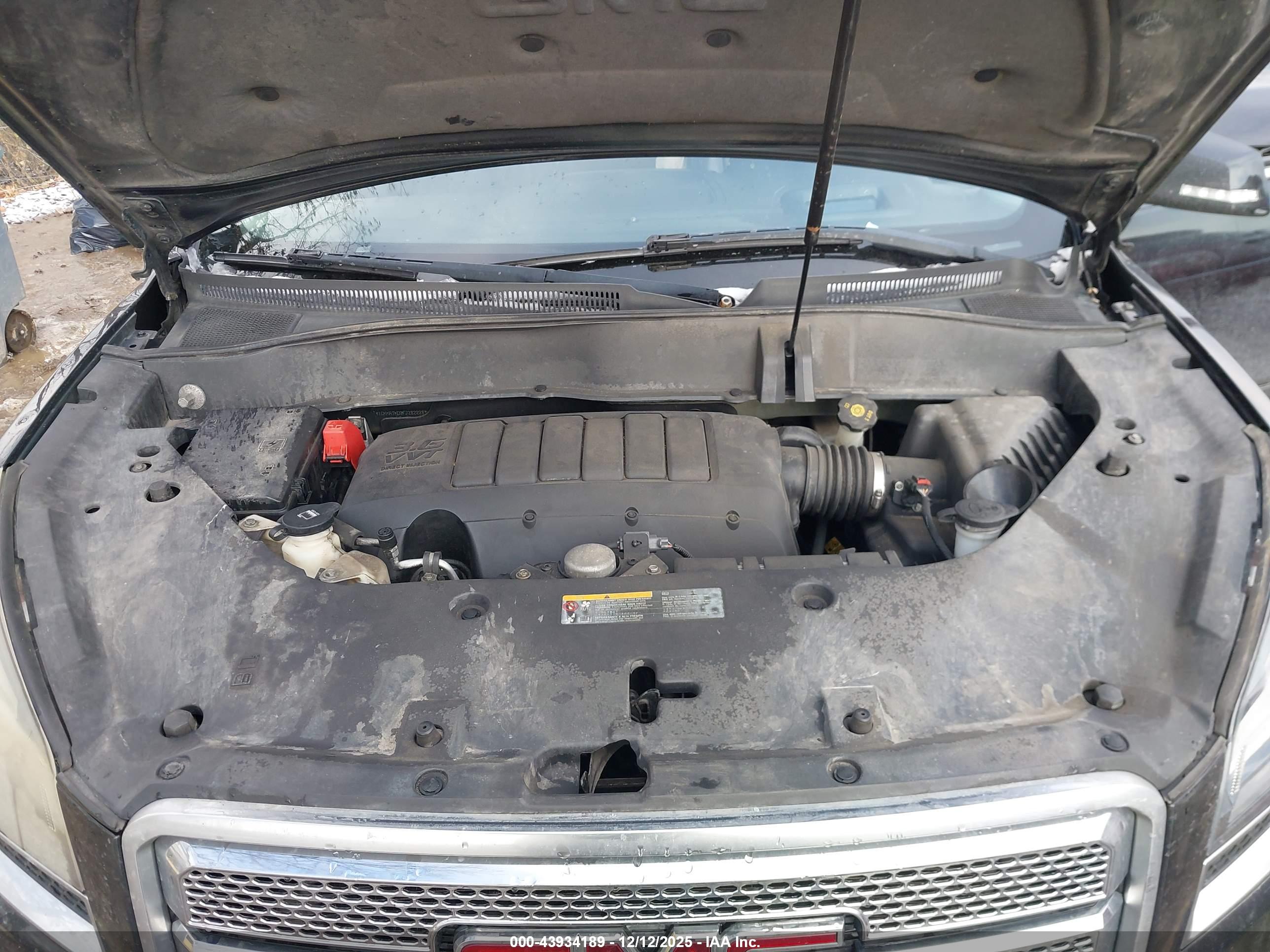 GMC ACADIA image 10