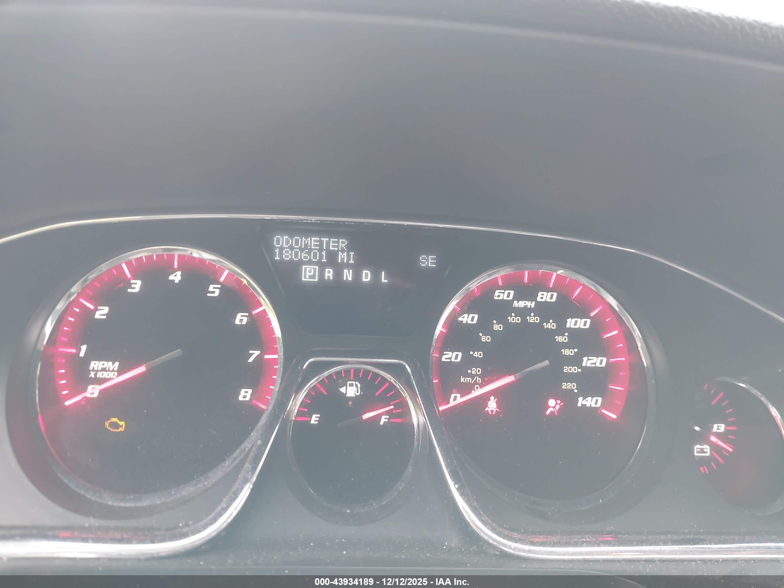 GMC ACADIA image 7