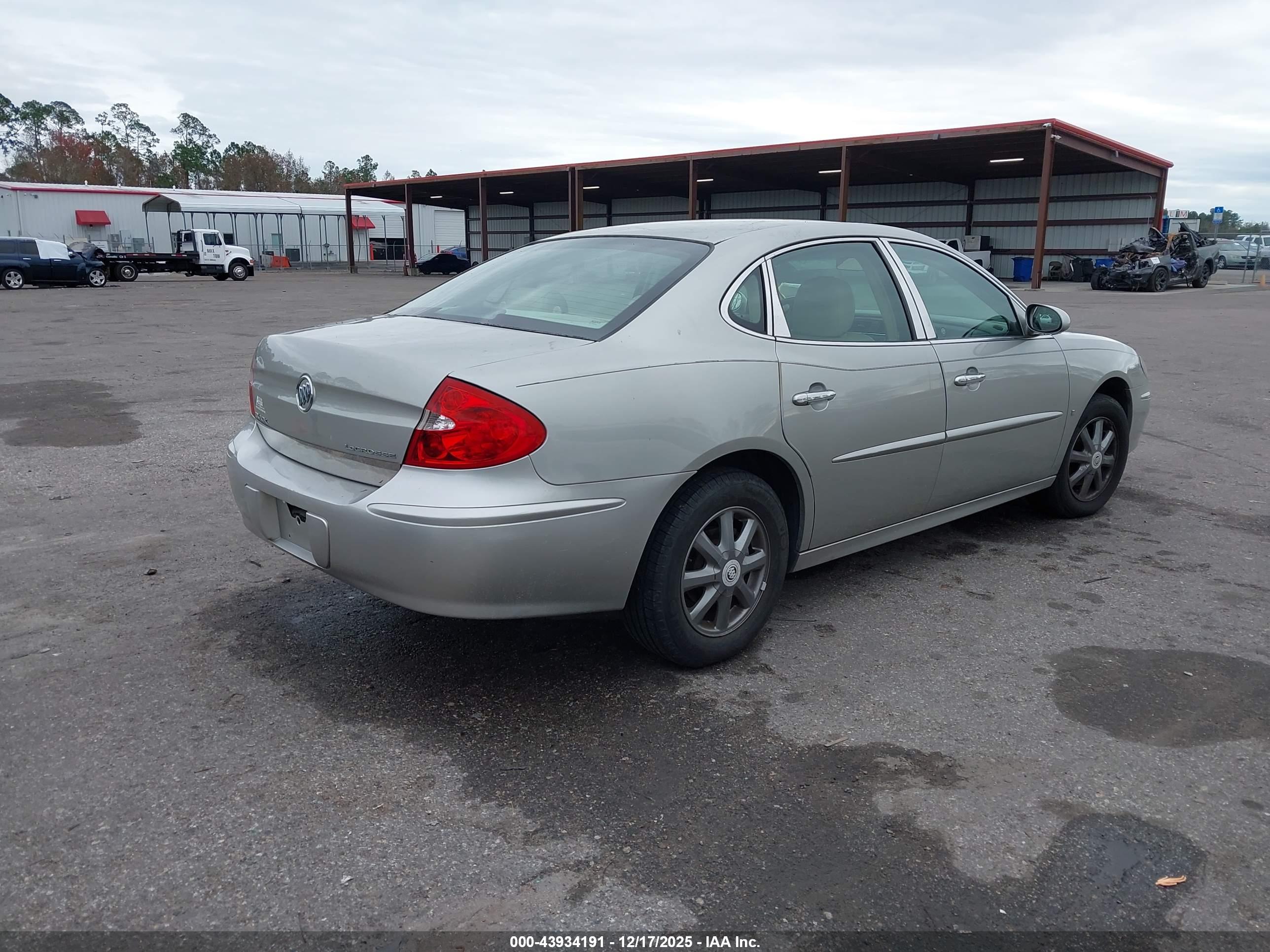 BUICK LACROSSE image 4
