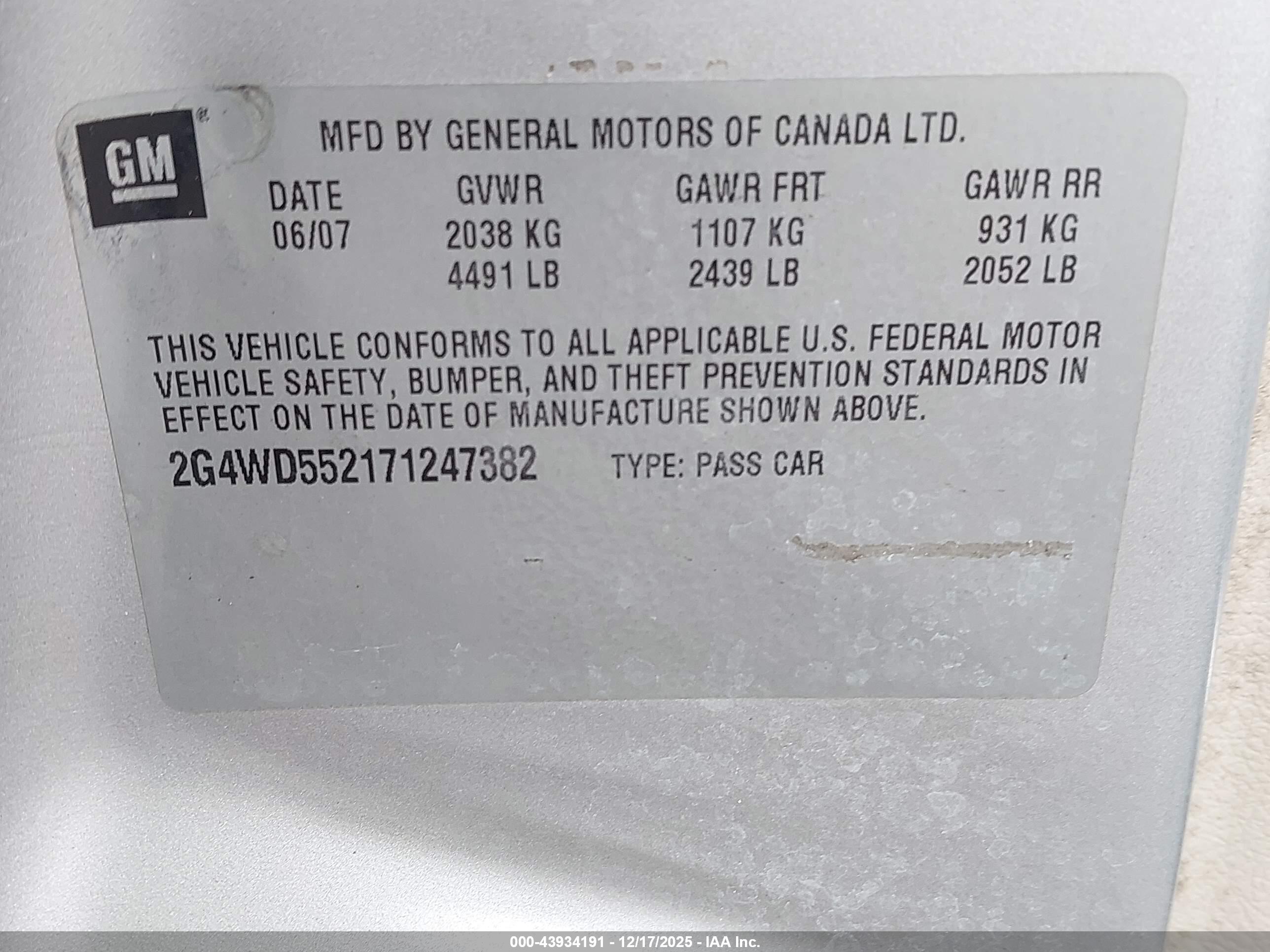 BUICK LACROSSE image 9