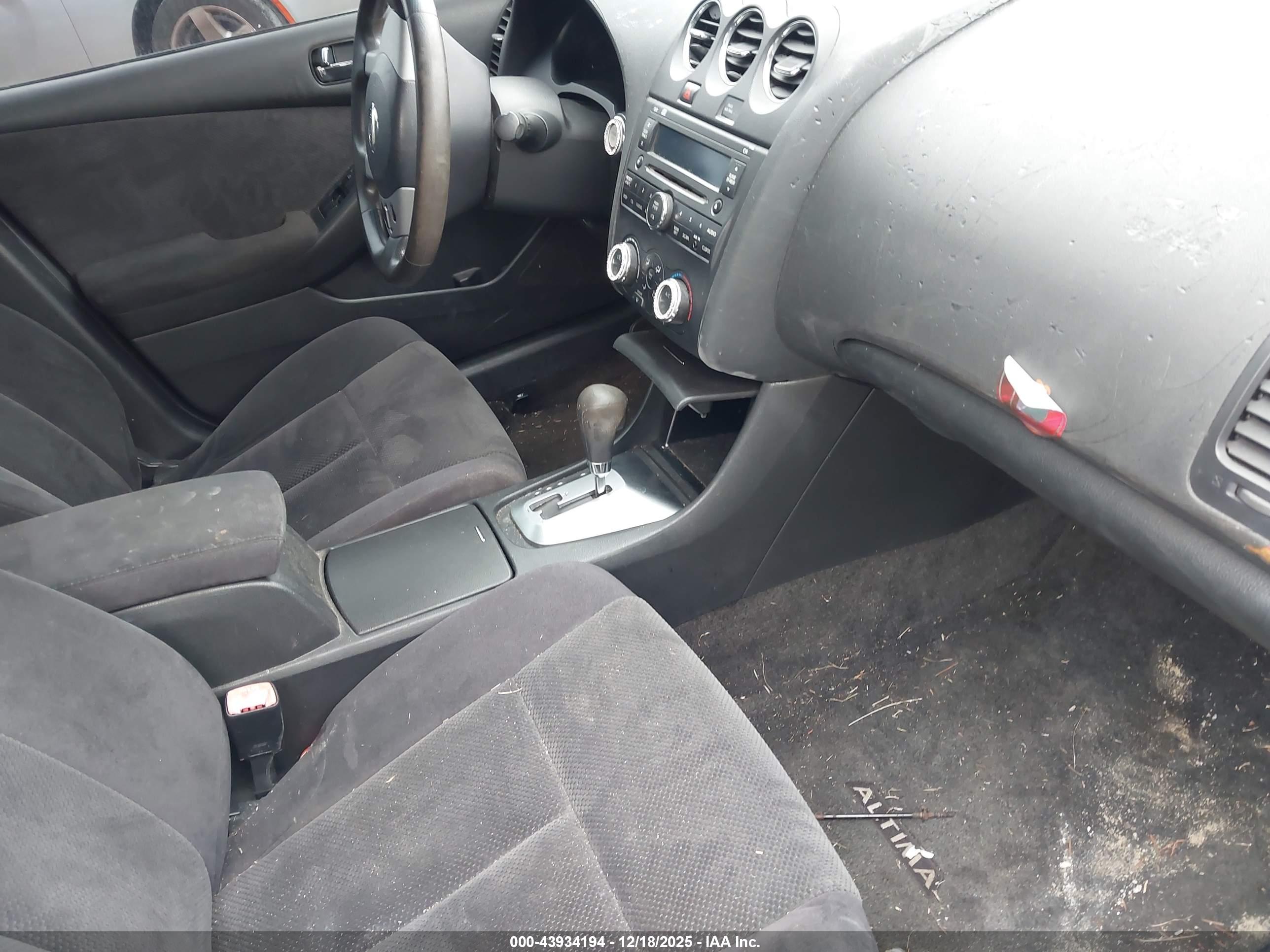 NISSAN ALTIMA image 5