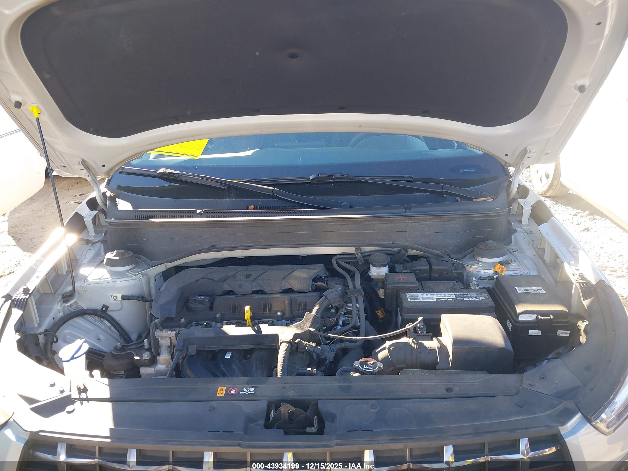 HYUNDAI VENUE image 10