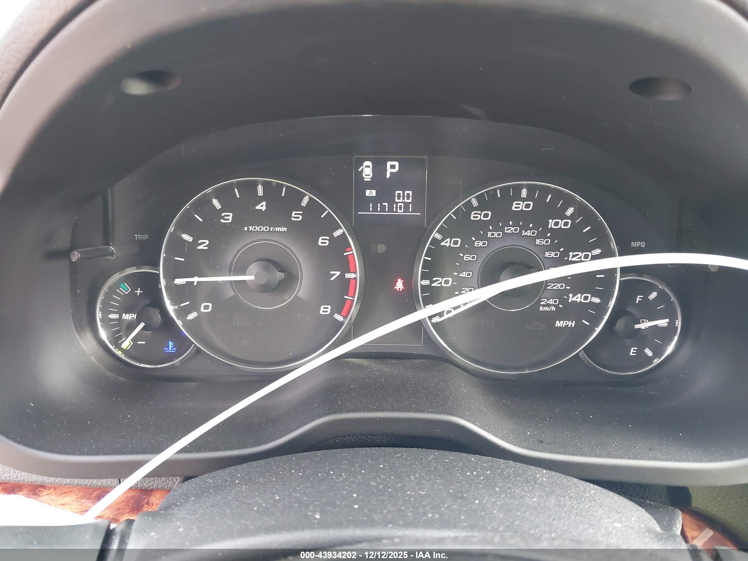 SUBARU LEGACY image 7