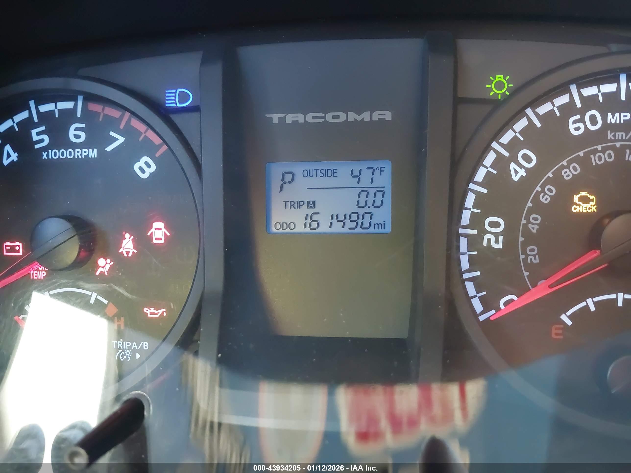 TOYOTA TACOMA image 7