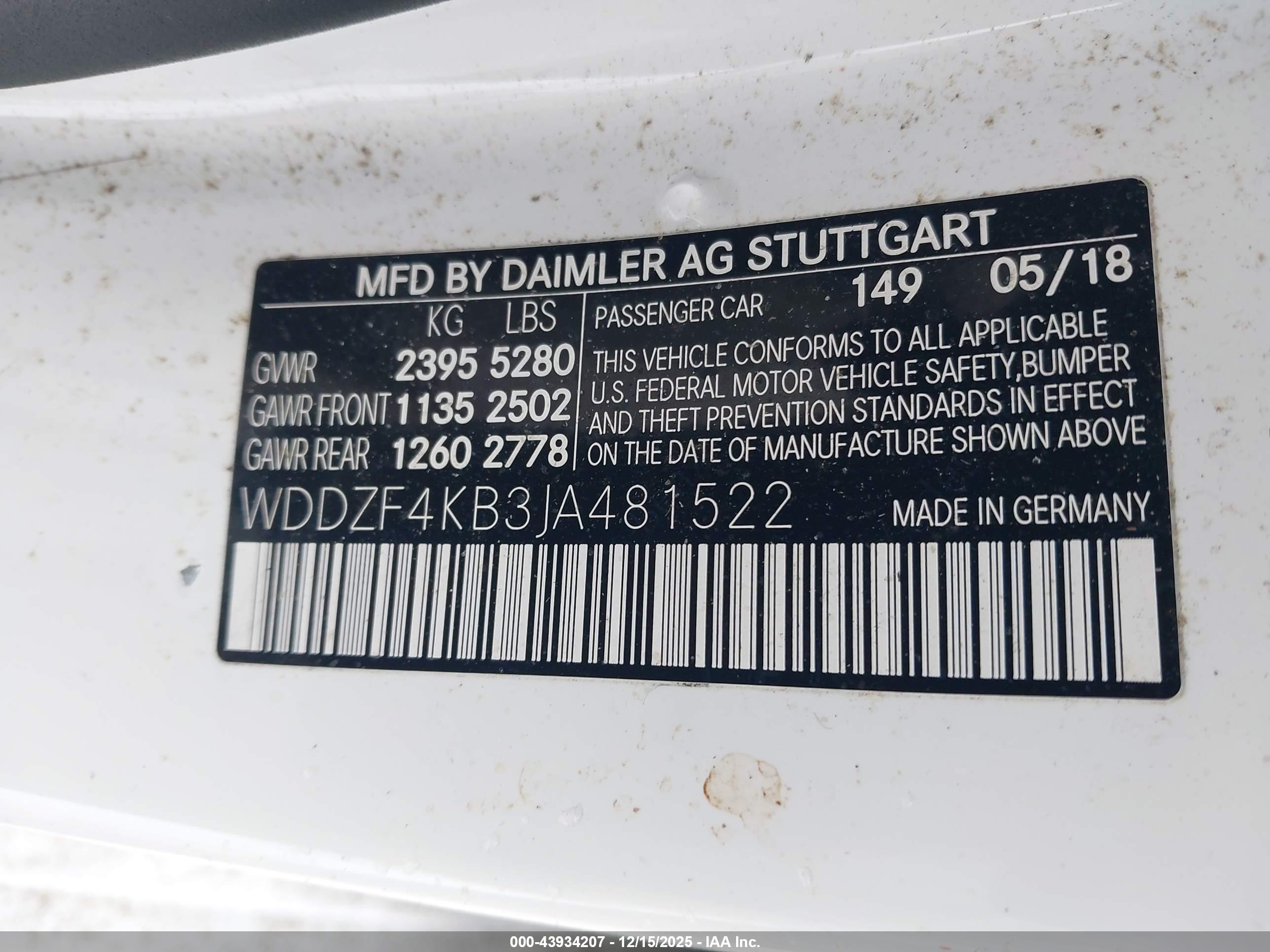 MERCEDES-BENZ E image 9