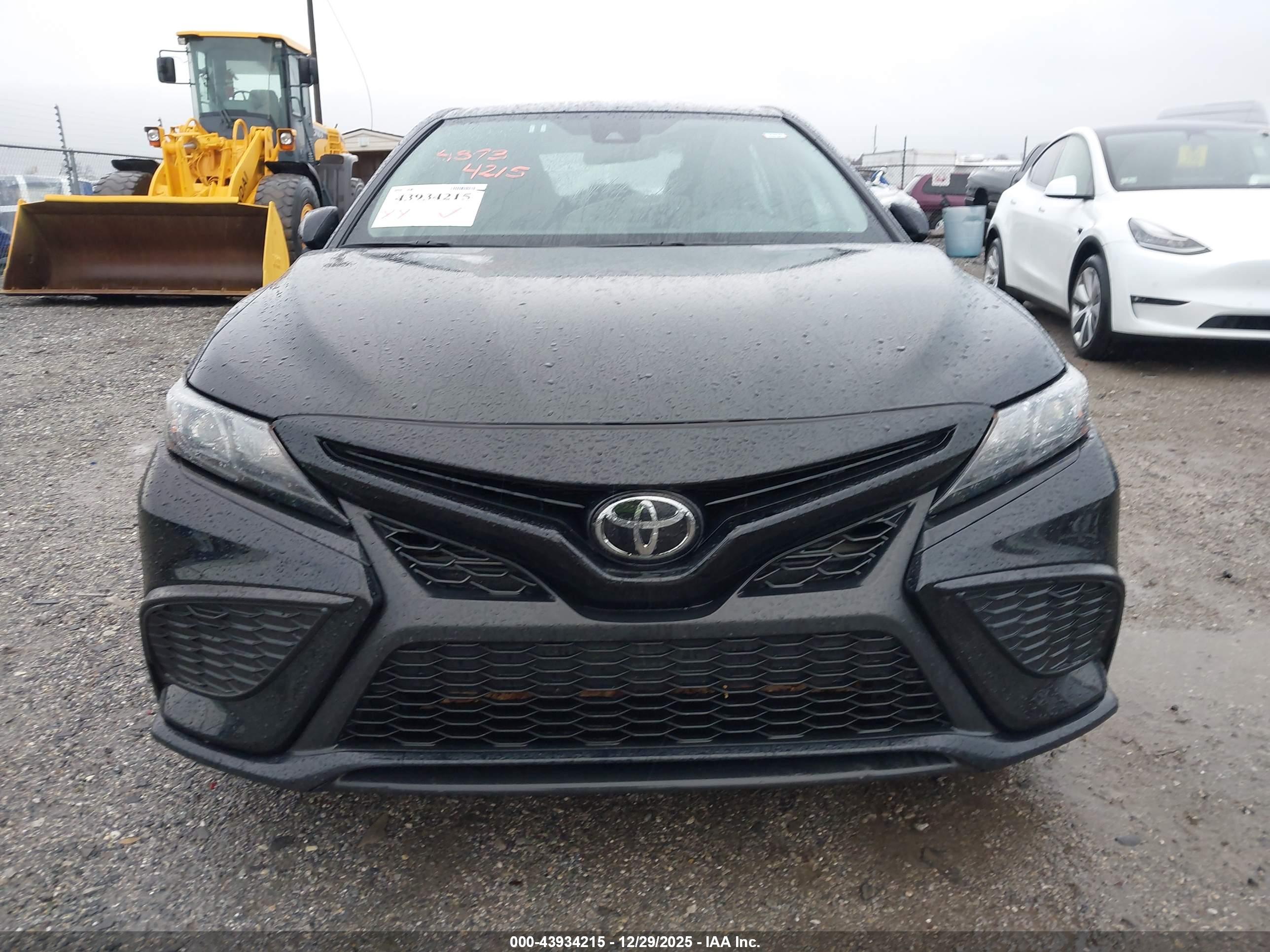 TOYOTA CAMRY image 6