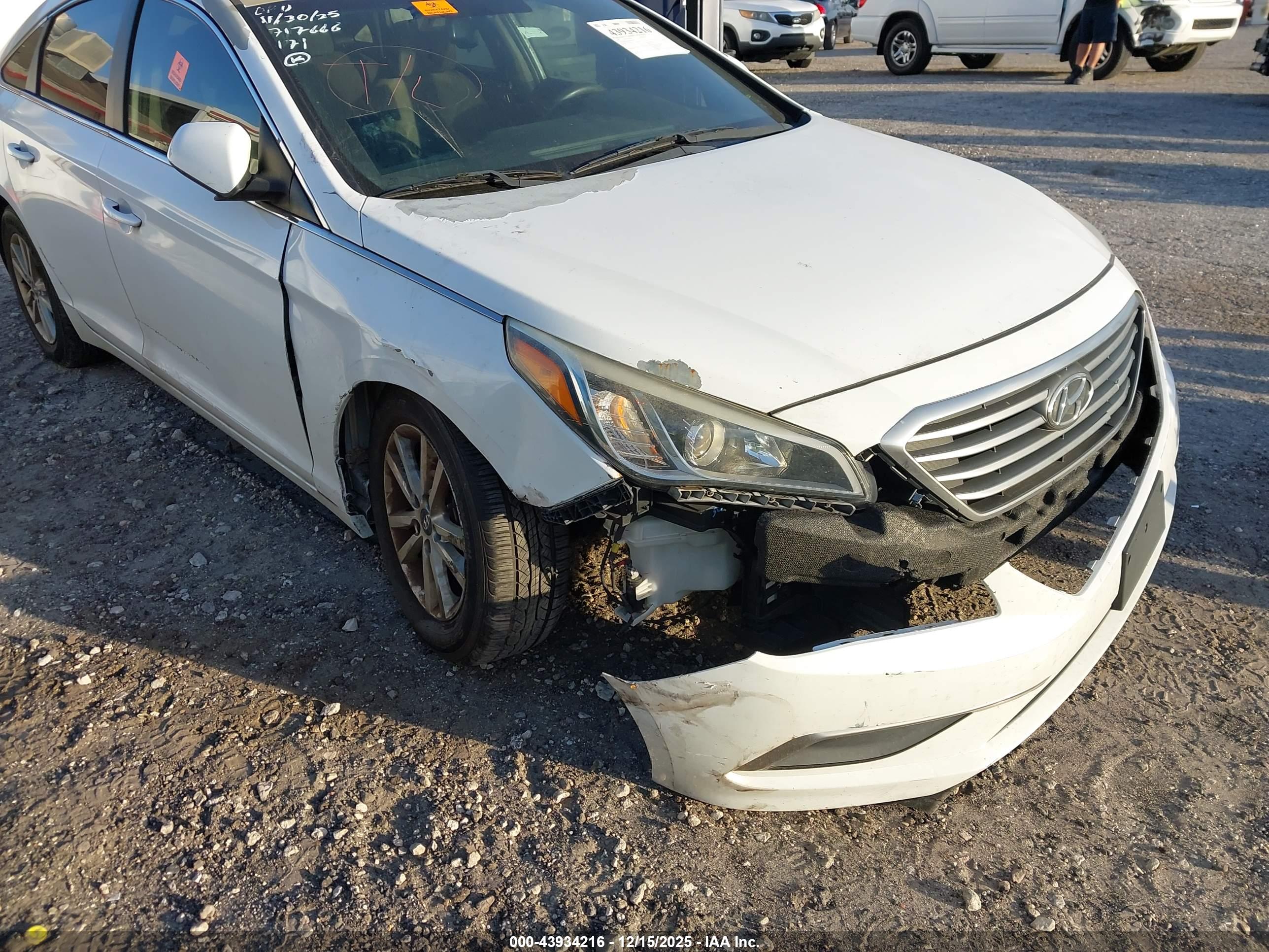 HYUNDAI SONATA image 6