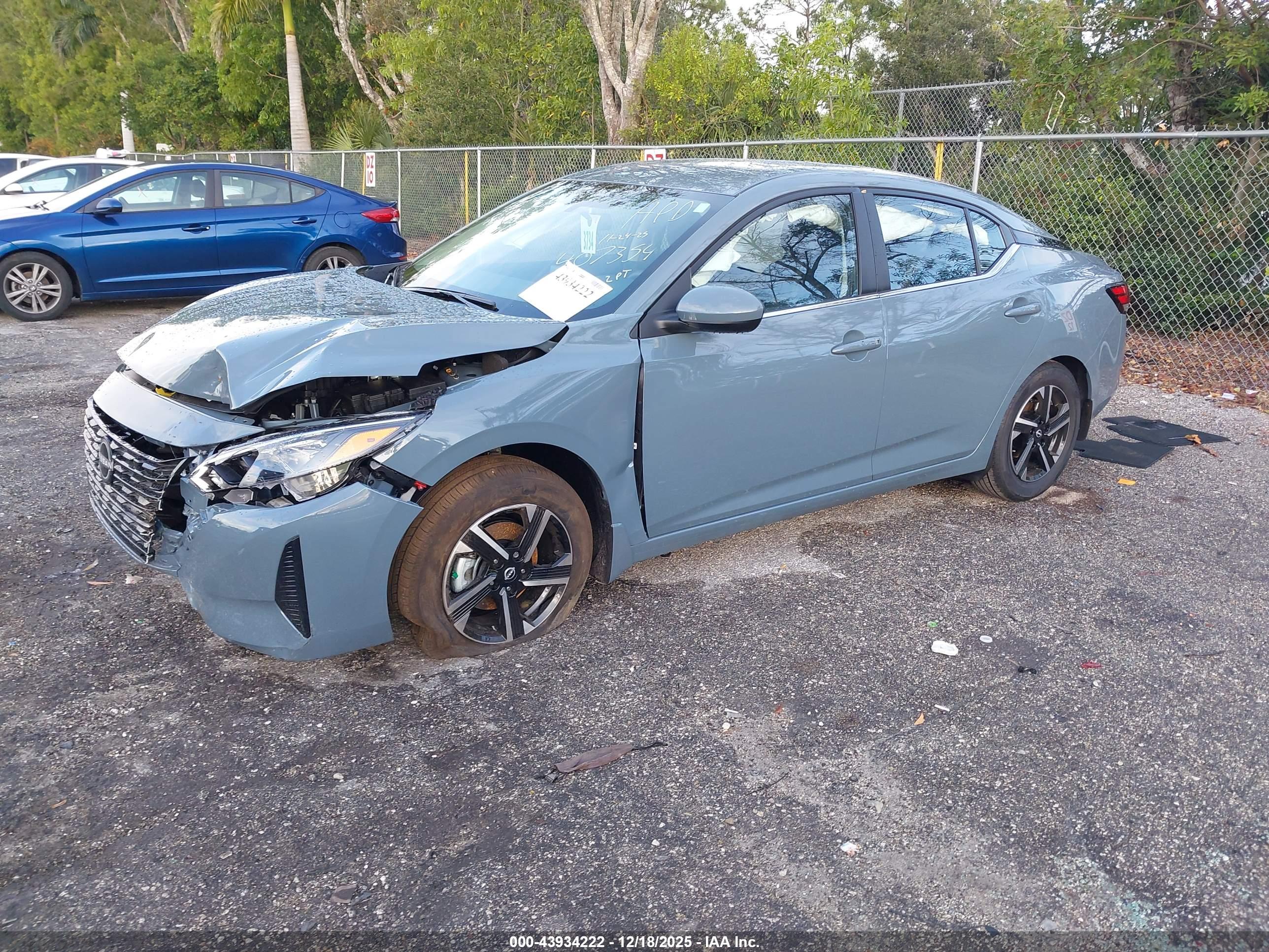 NISSAN SENTRA image 2