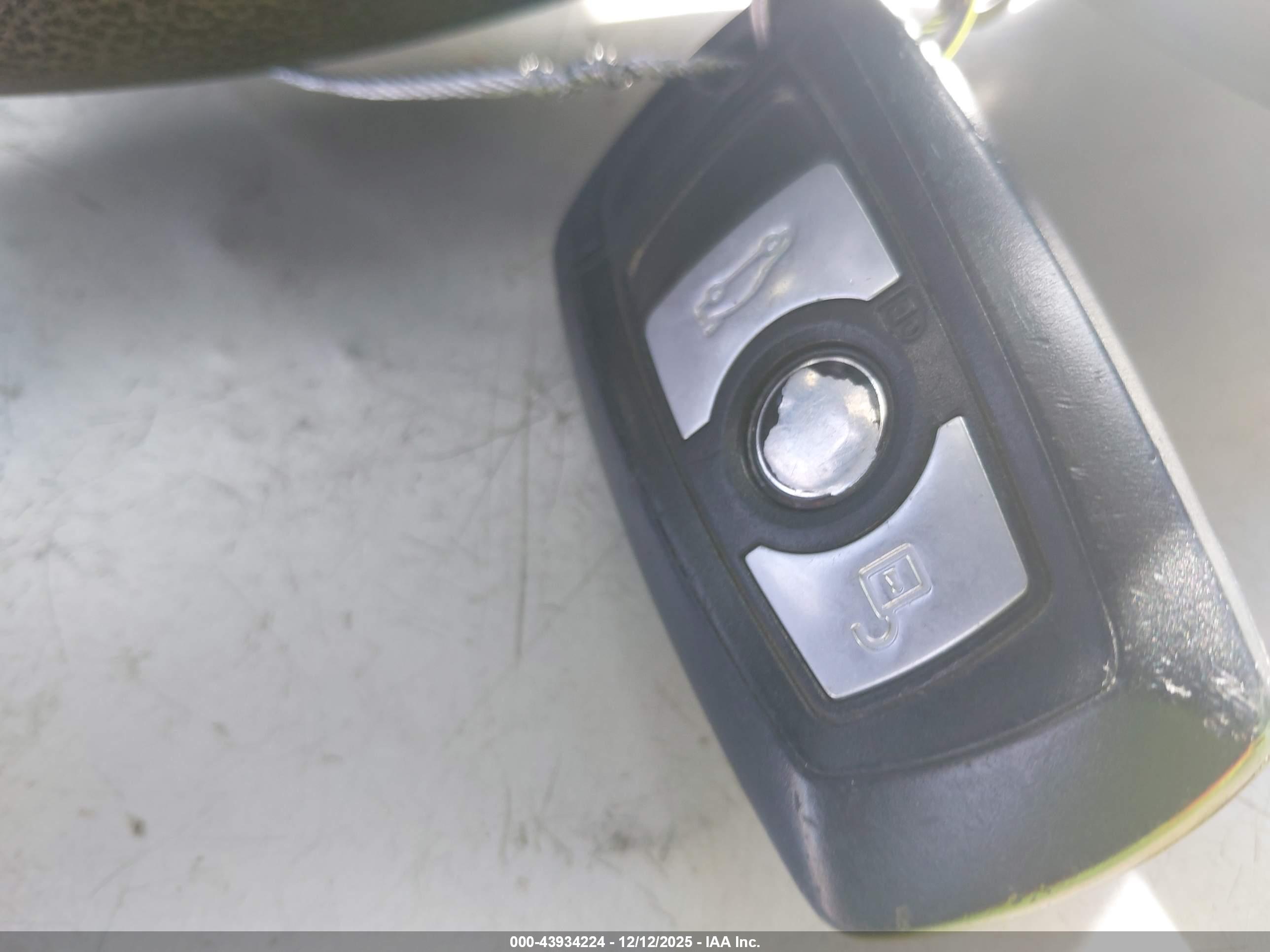 BMW 328D image 11