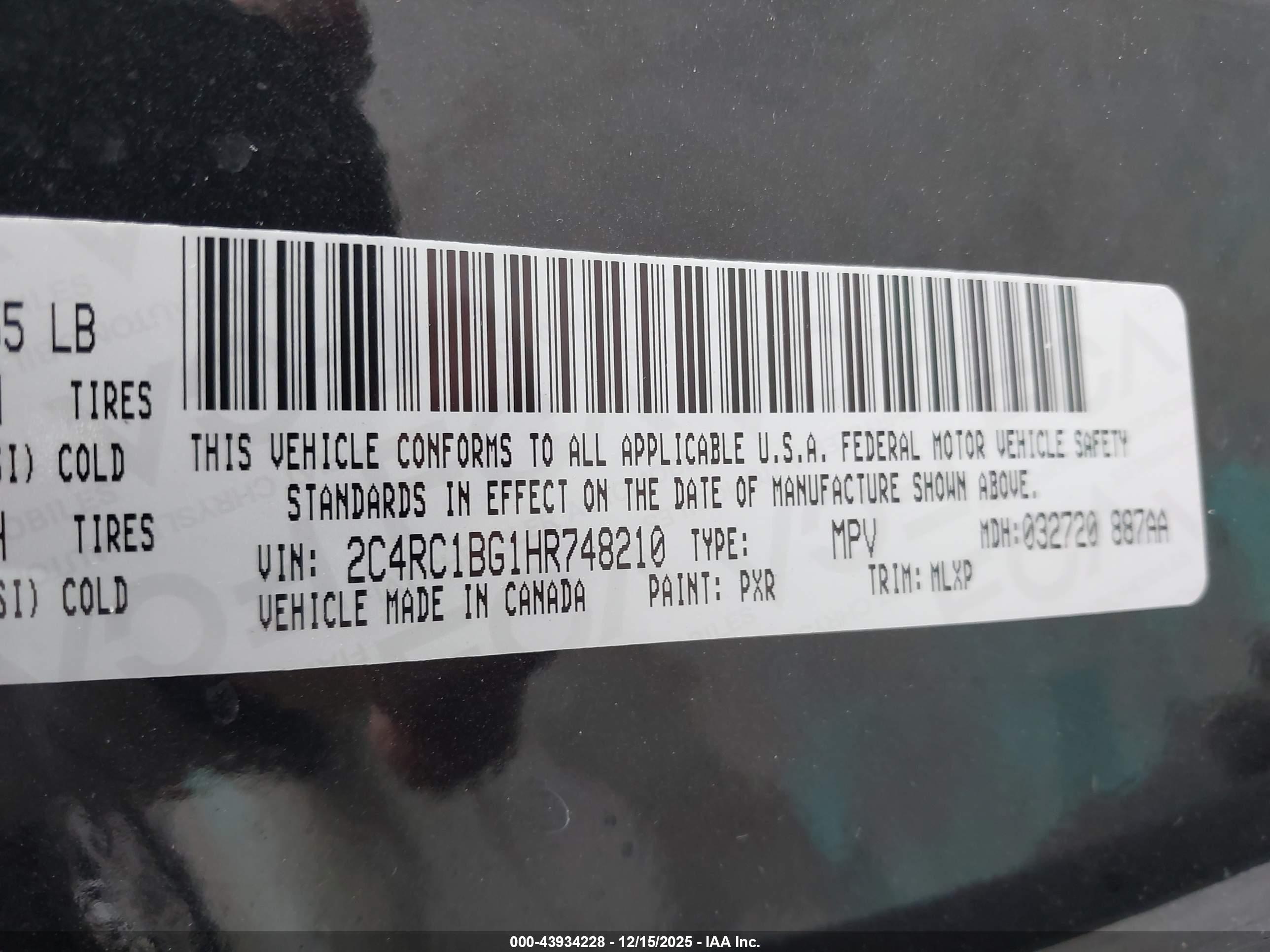 CHRYSLER PACIFICA image 9